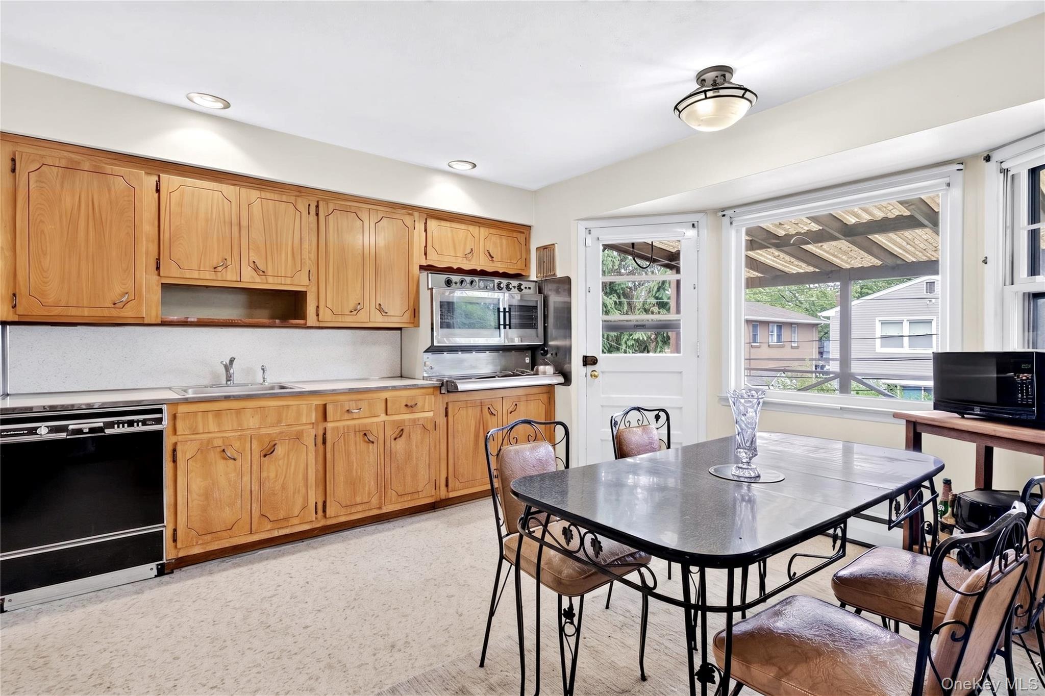 Single Family University Street  Nassau County, NY 11581, MLS-1016520-6