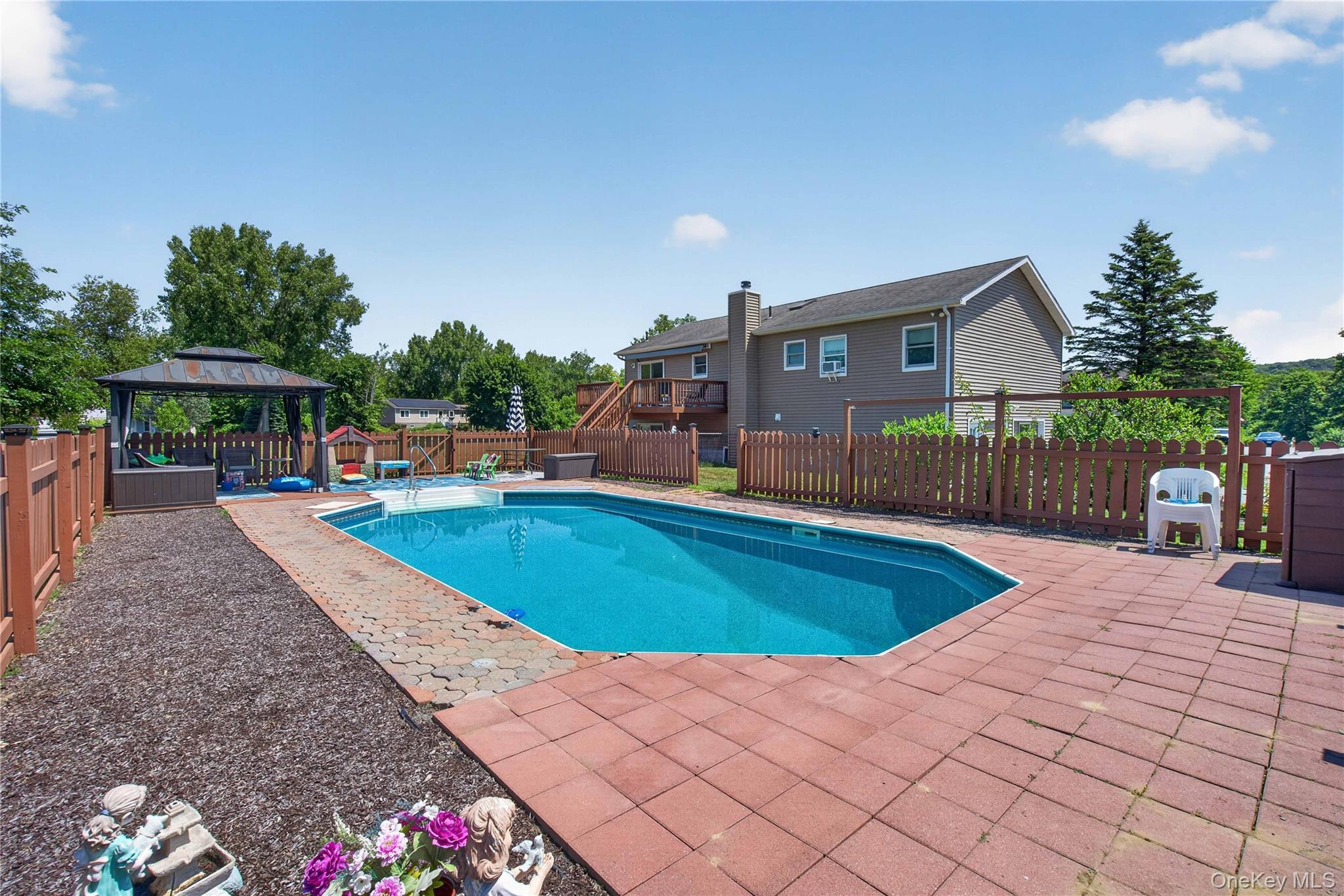 Single Family Blossom Grove Court Ulster County, NY 12528, MLS-1016528-38