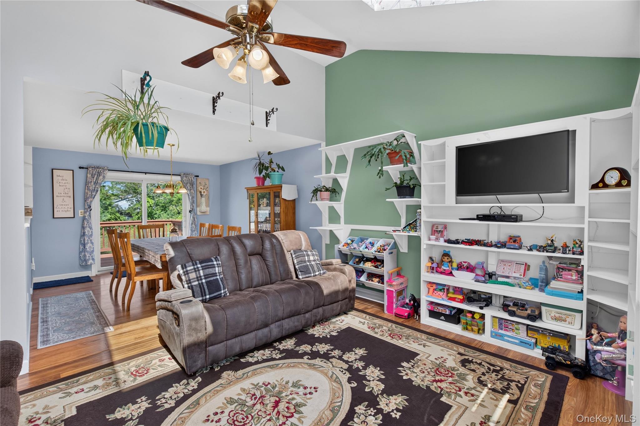 Single Family Blossom Grove Court Ulster County, NY 12528, MLS-1016528-4