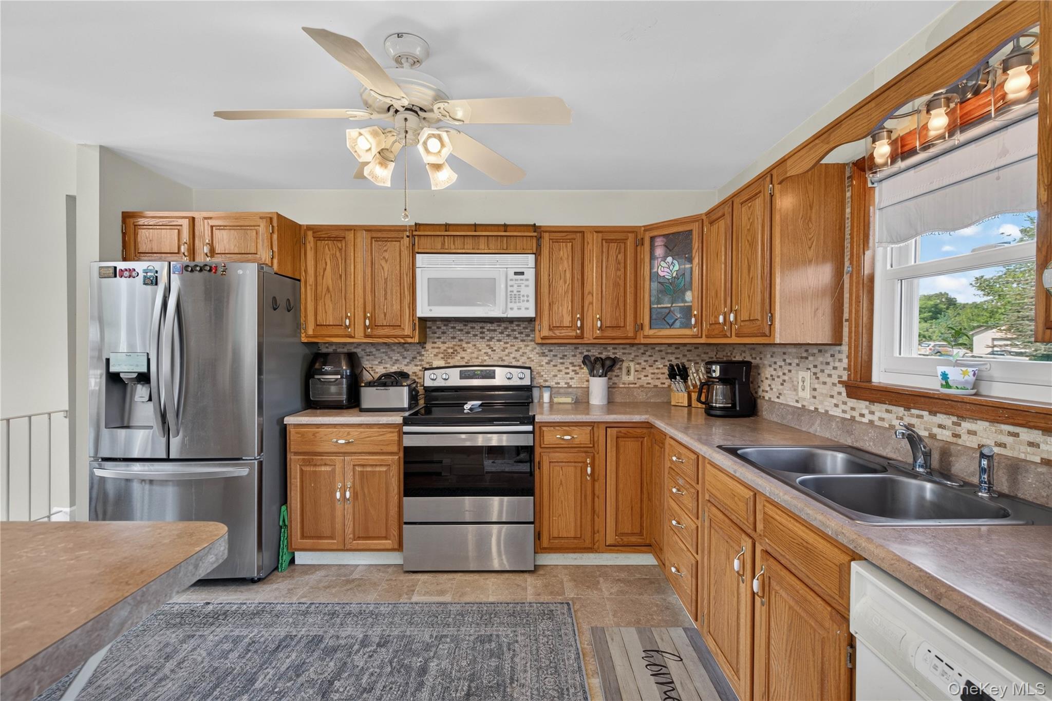 Single Family Blossom Grove Court Ulster County, NY 12528, MLS-1016528-8