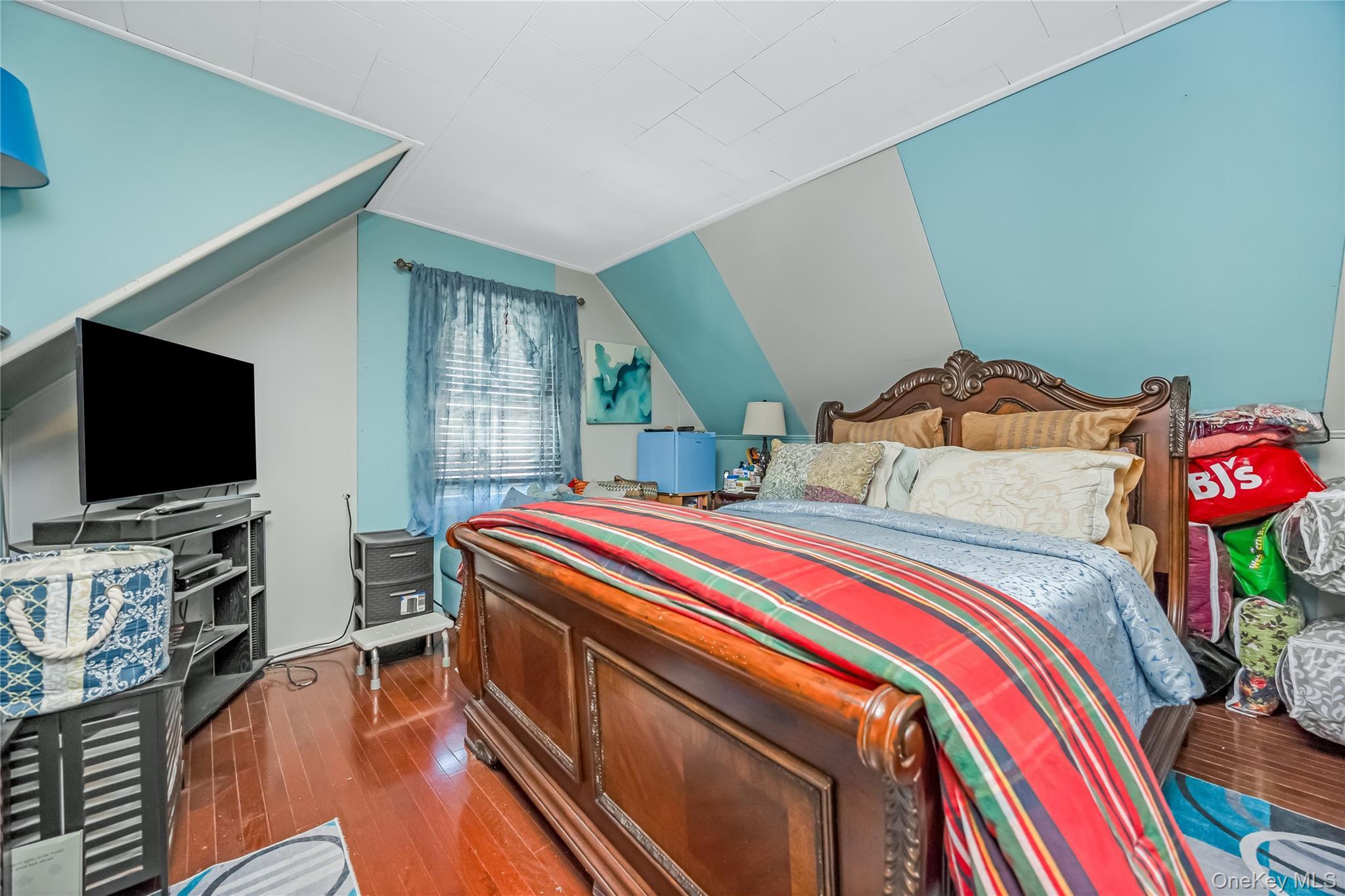 Single Family Milburn Street Queens, NY 11413, MLS-1016536-16