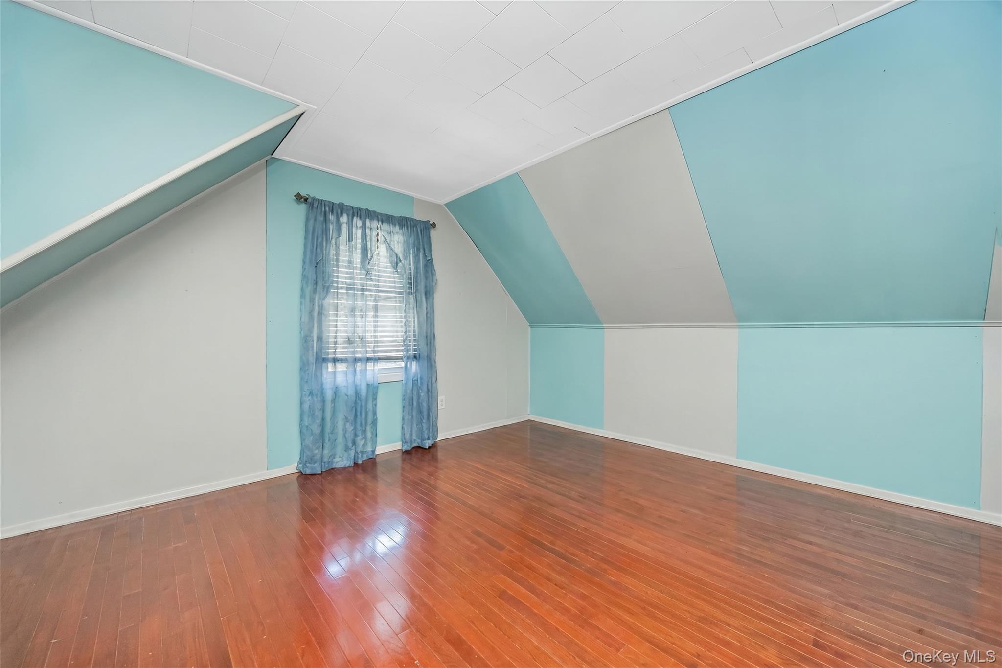 Single Family Milburn Street Queens, NY 11413, MLS-1016536-17