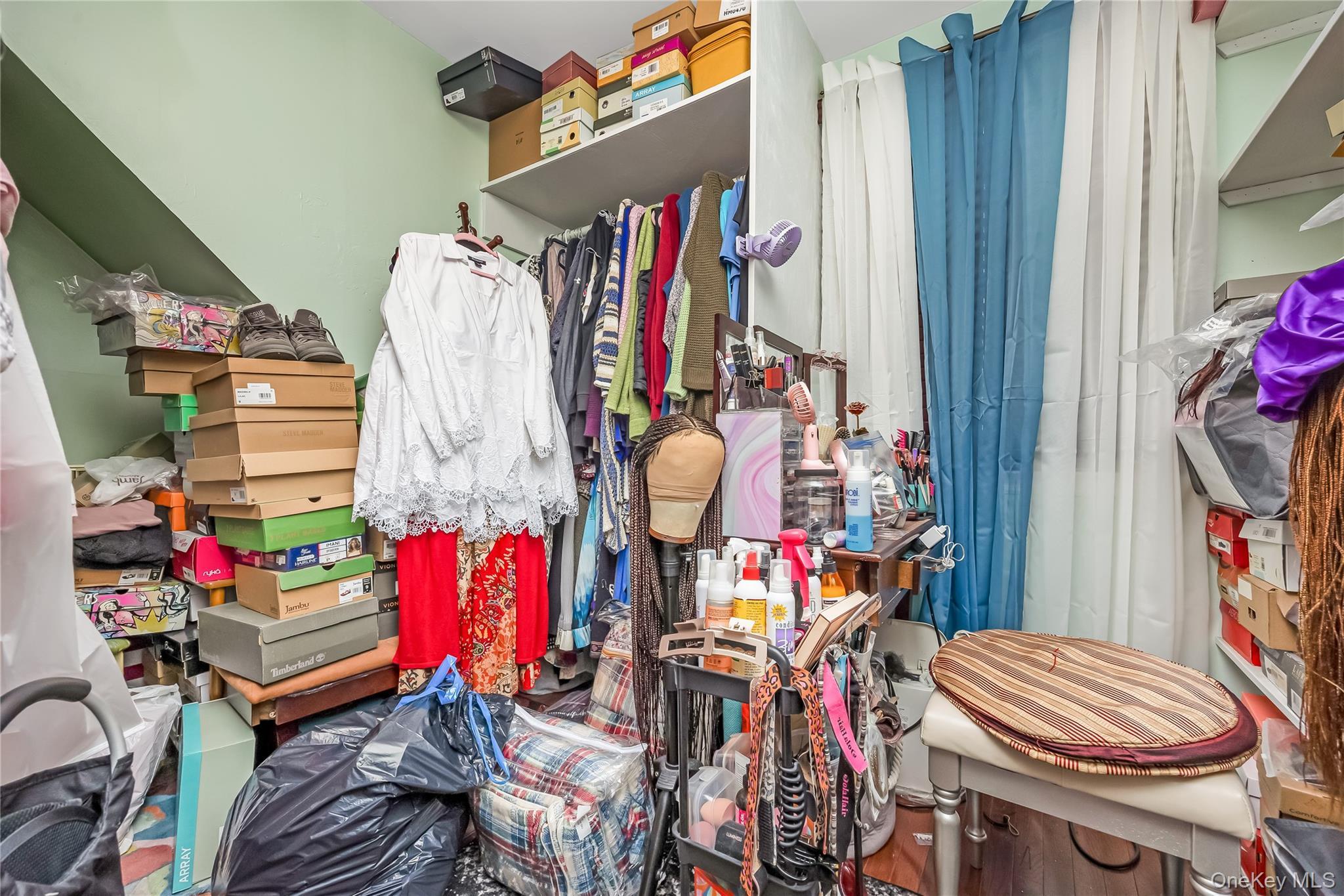 Single Family Milburn Street Queens, NY 11413, MLS-1016536-18