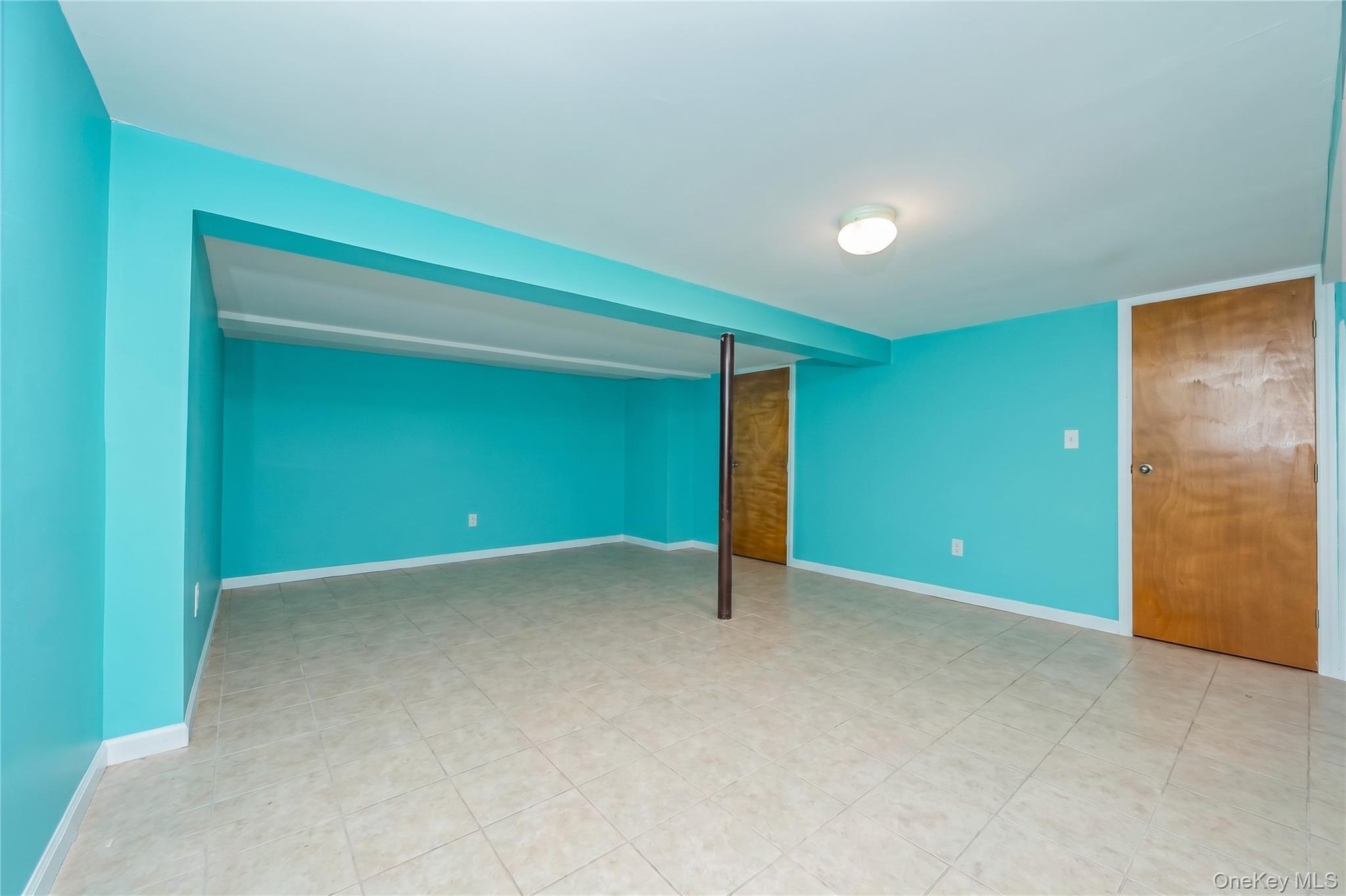 Single Family Milburn Street Queens, NY 11413, MLS-1016536-26