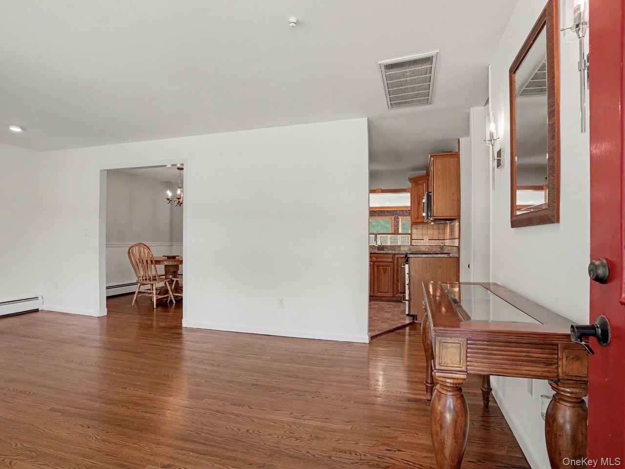 Single Family Leona Drive  Putnam County, NY 10509, MLS-1016557-13