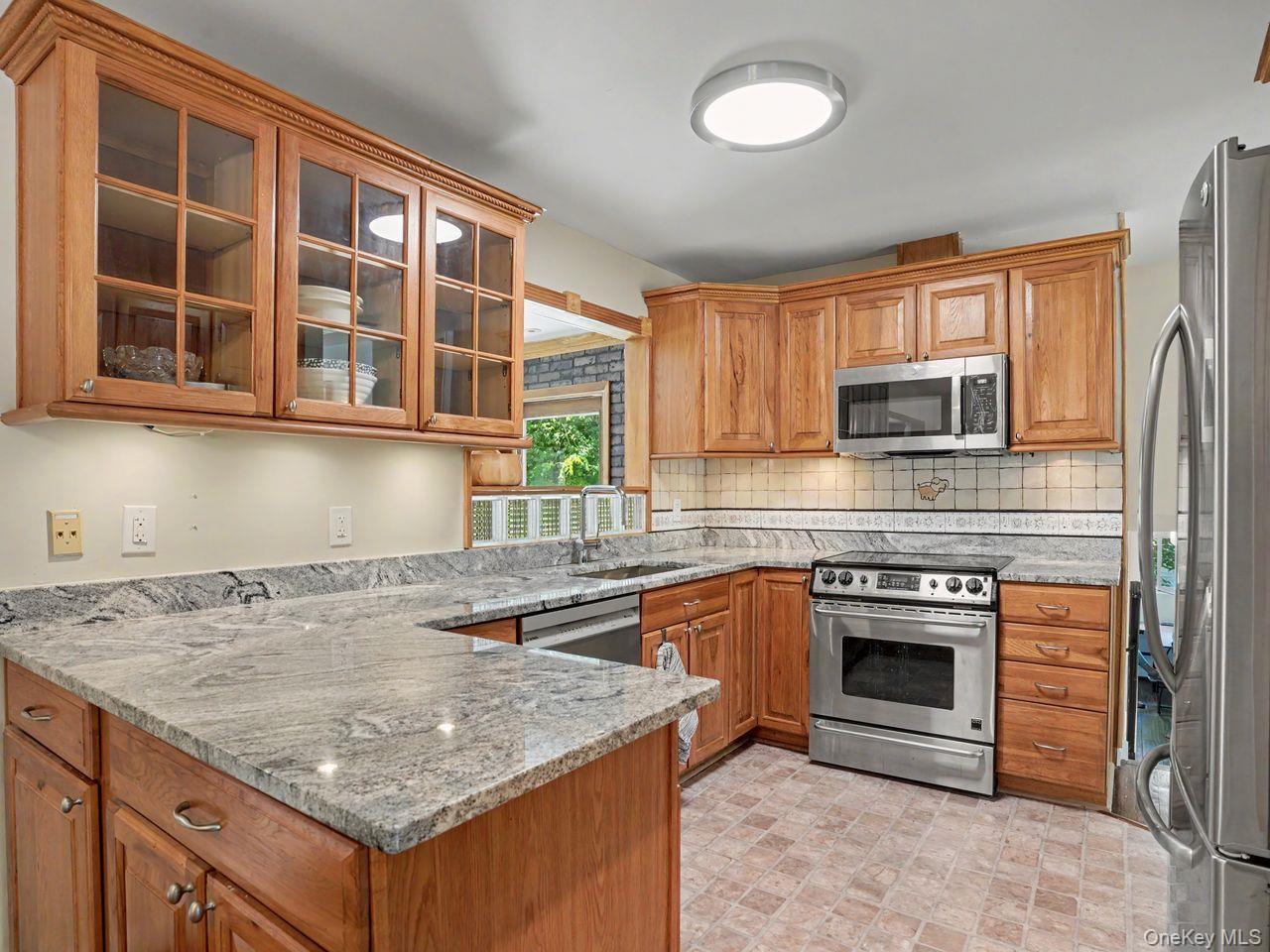 Single Family Leona Drive  Putnam County, NY 10509, MLS-1016557-6