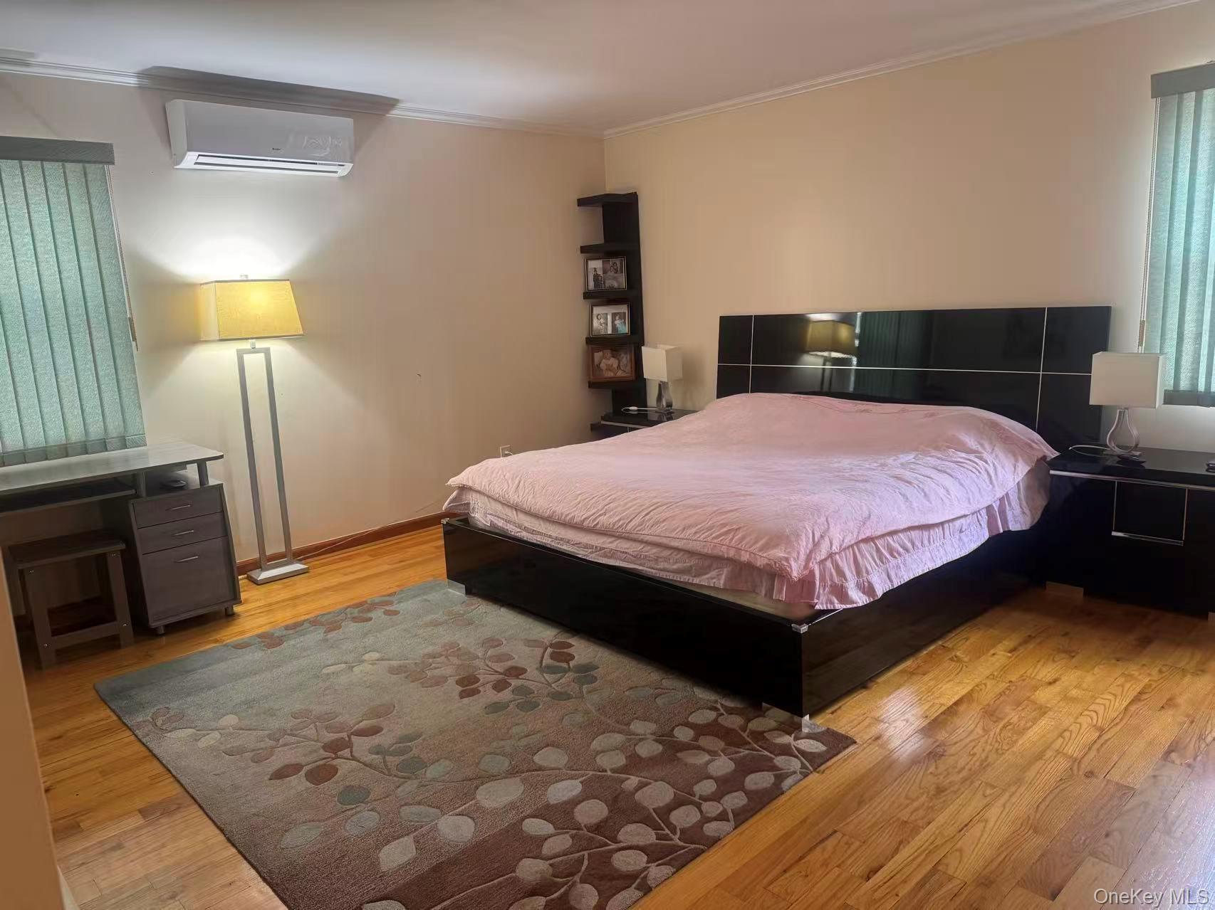 Single Family 39th Road Queens, NY 11363, MLS-1016564-5