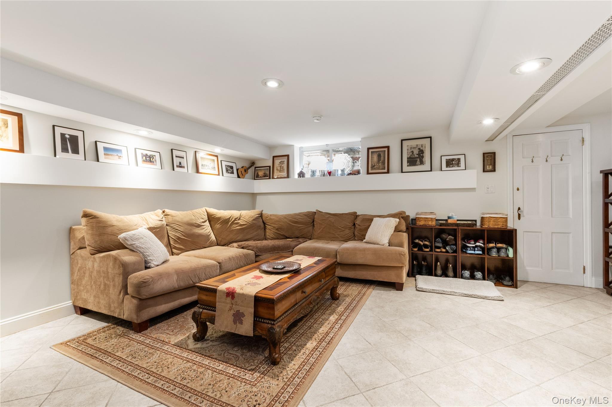 Single Family 83rd Street Queens, NY 11385, MLS-1016567-20