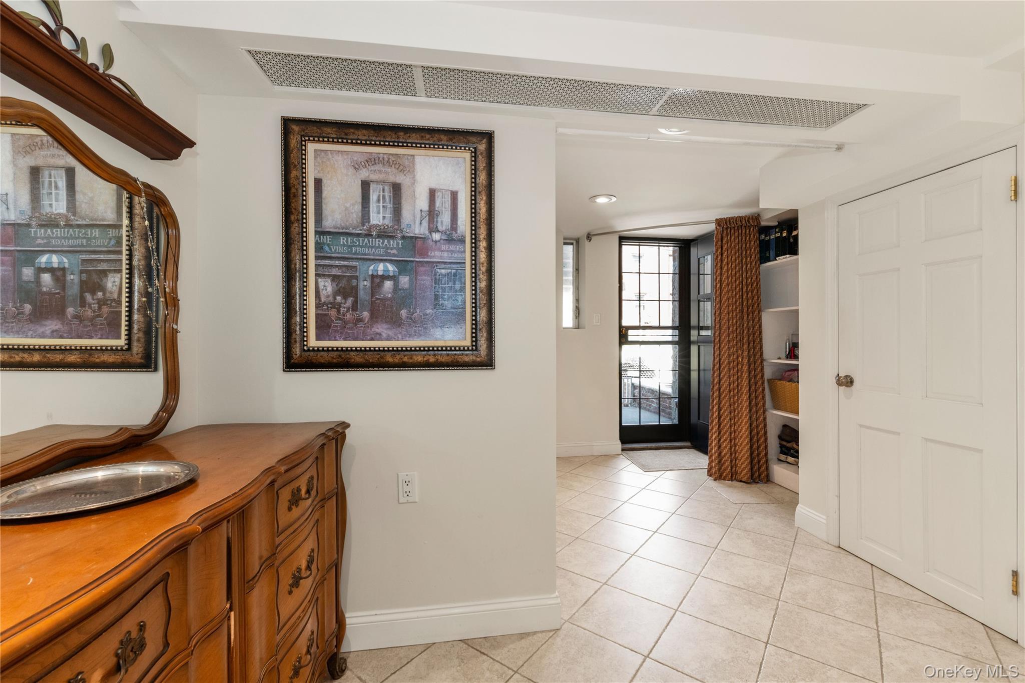 Single Family 83rd Street Queens, NY 11385, MLS-1016567-21