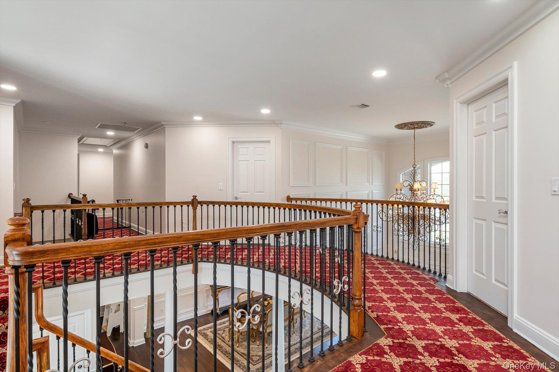Single Family Legends Circle Suffolk County, NY 11747, MLS-1016607-18