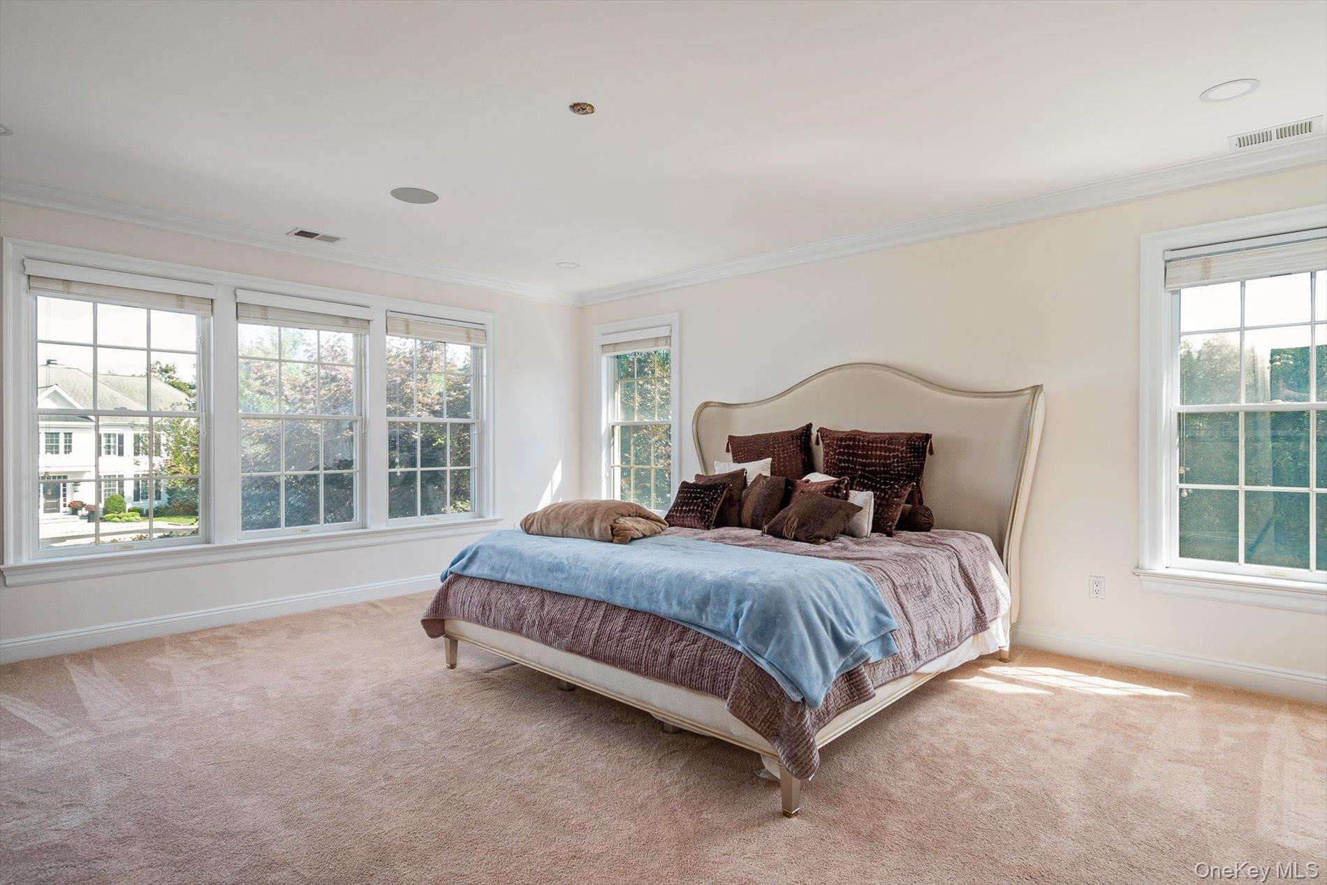 Single Family Legends Circle Suffolk County, NY 11747, MLS-1016607-23