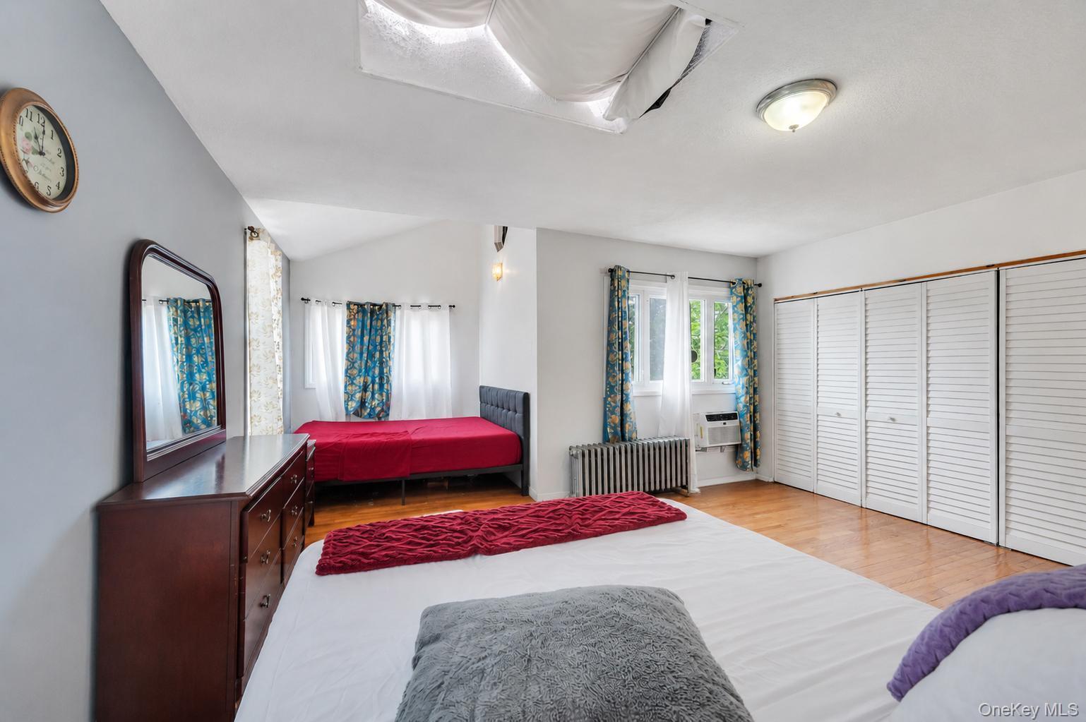 Single Family Van Wyck Expressway Queens, NY 11419, MLS-1016632-20
