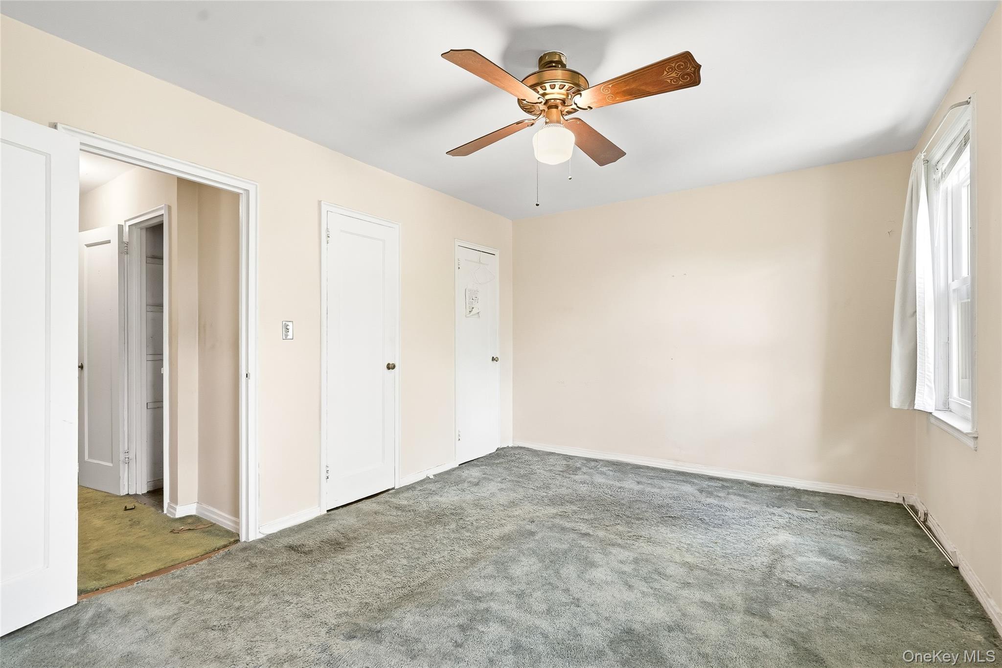Single Family Murdock Avenue Bronx, NY 10466, MLS-1016641-19