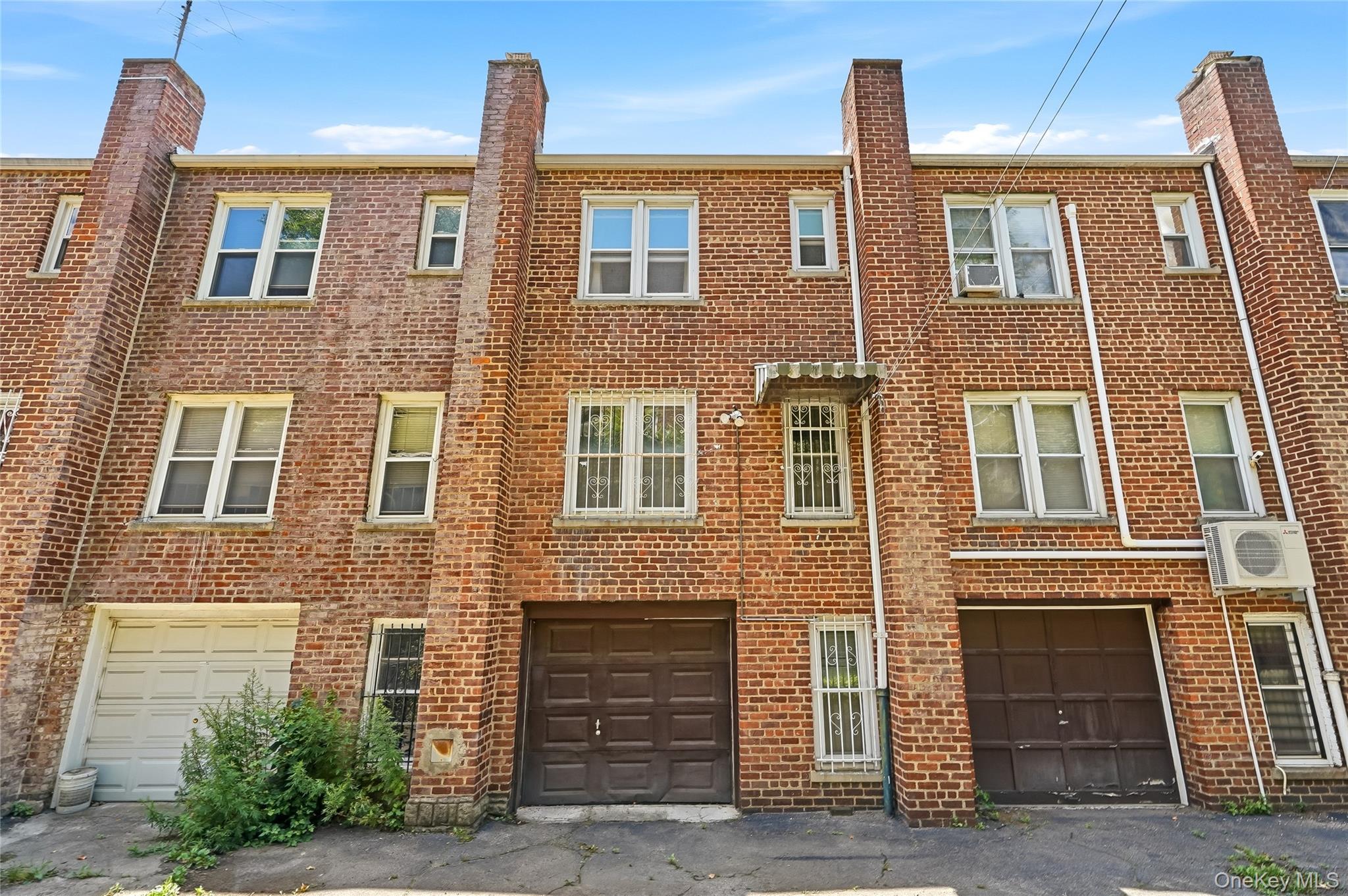 Single Family Murdock Avenue Bronx, NY 10466, MLS-1016641-28