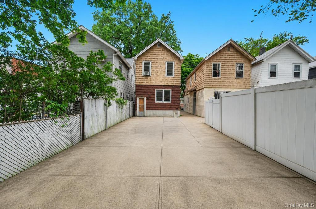 Single Family 96th Street  Queens, NY 11416, MLS-1016646-27