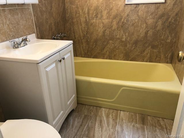 Single Family 81st Street Queens, NY 11370, MLS-1016652-15