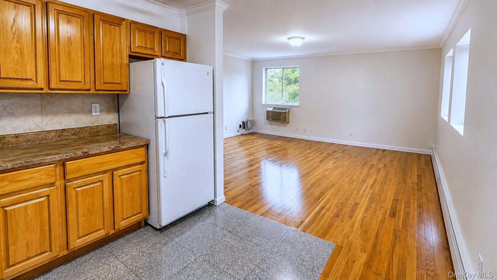 Apartment 102nd Avenue  Queens, NY 11416, MLS-1016657-4