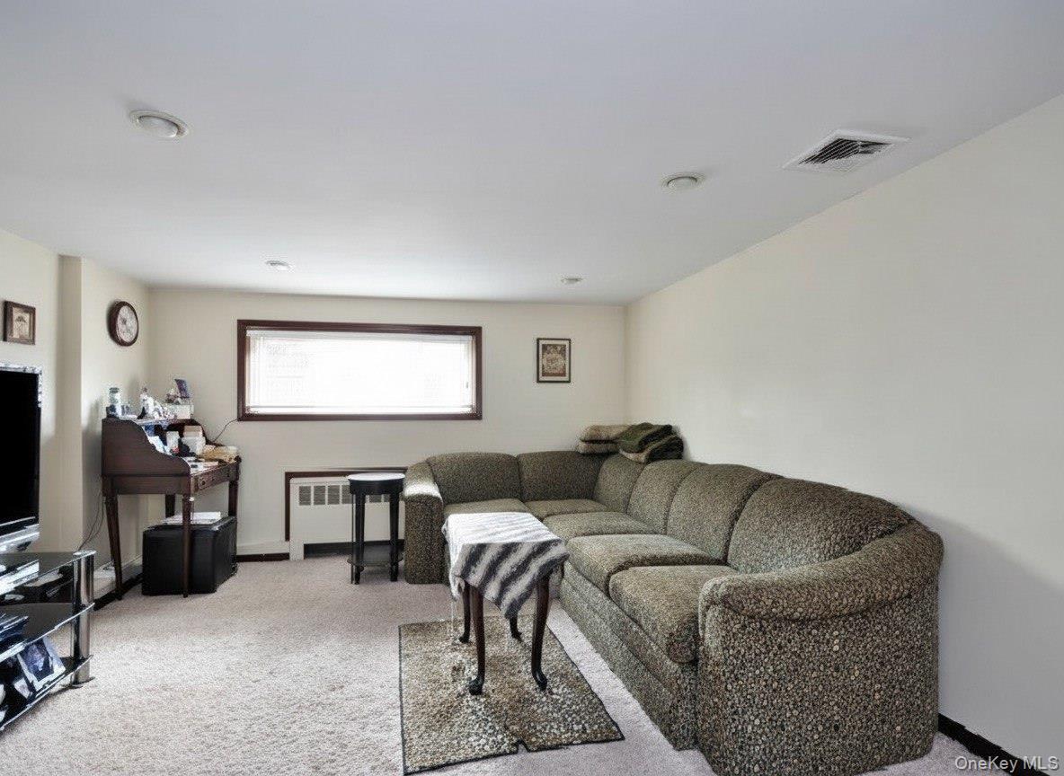 Single Family Terrace Avenue  Nassau County, NY 11530, MLS-1016681-6