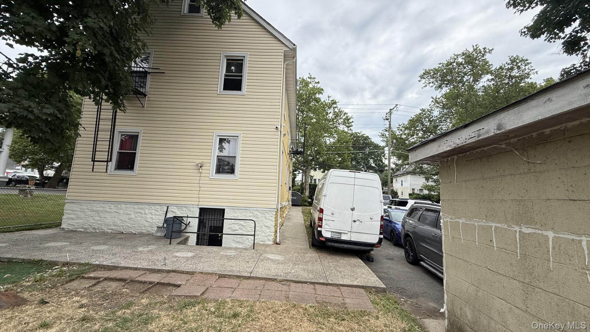 Single Family S 5th Ave  Westchester County, NY 10550, MLS-1016683-3