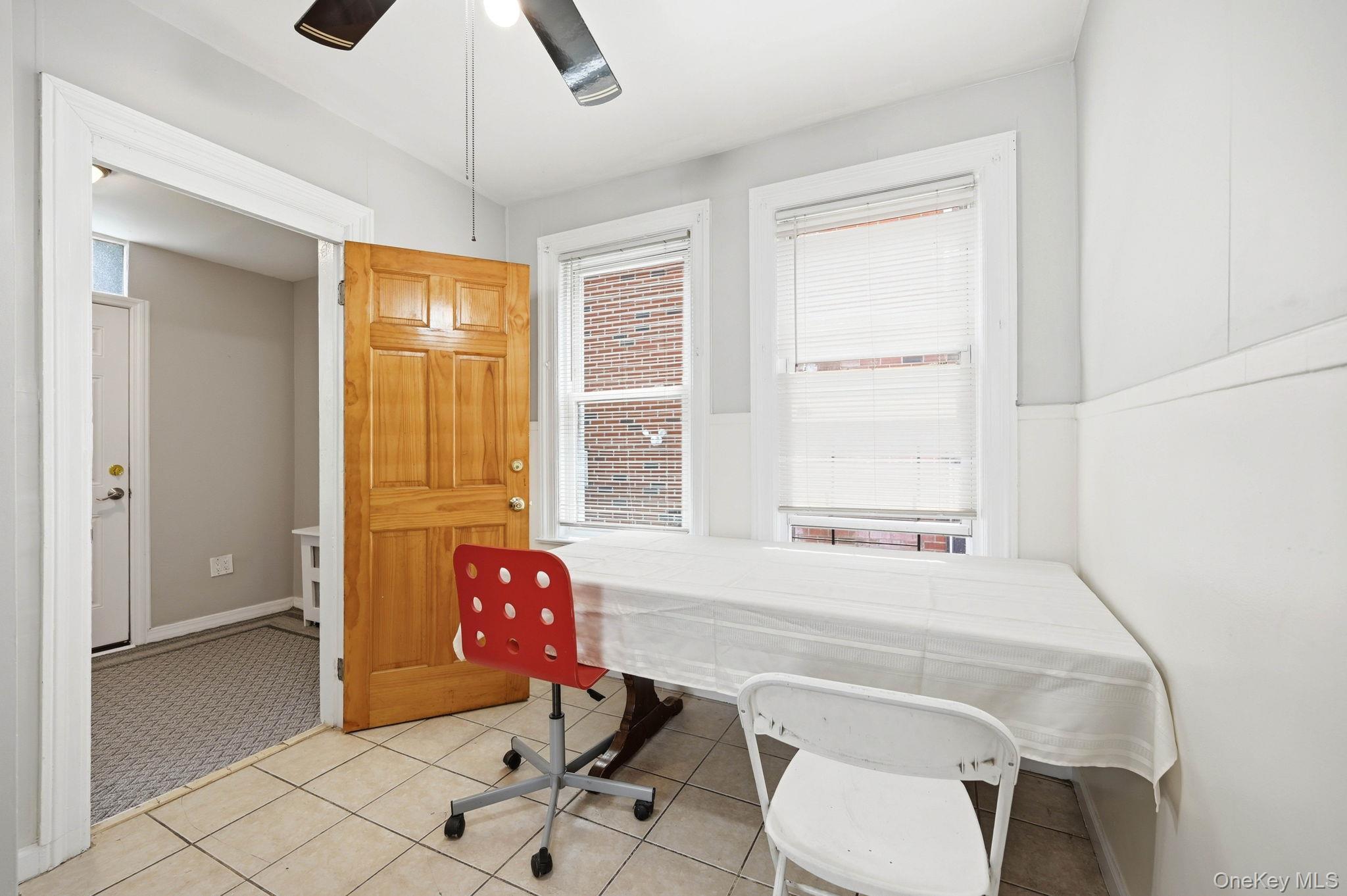 Single Family Pratt Avenue Bronx, NY 10466, MLS-1016705-20
