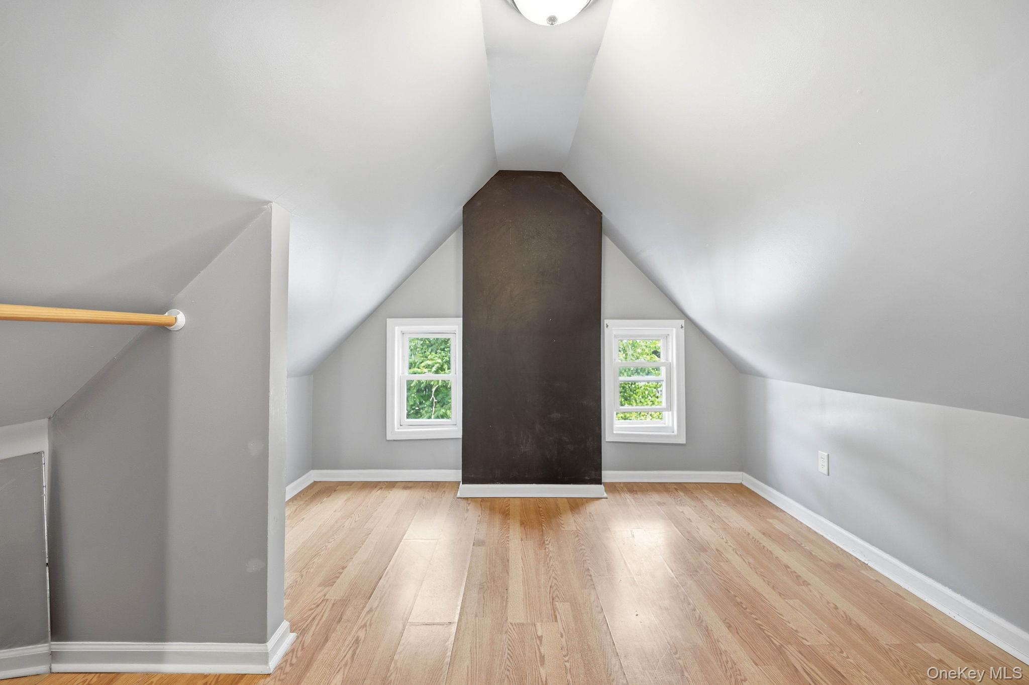 Single Family Pratt Avenue Bronx, NY 10466, MLS-1016705-28