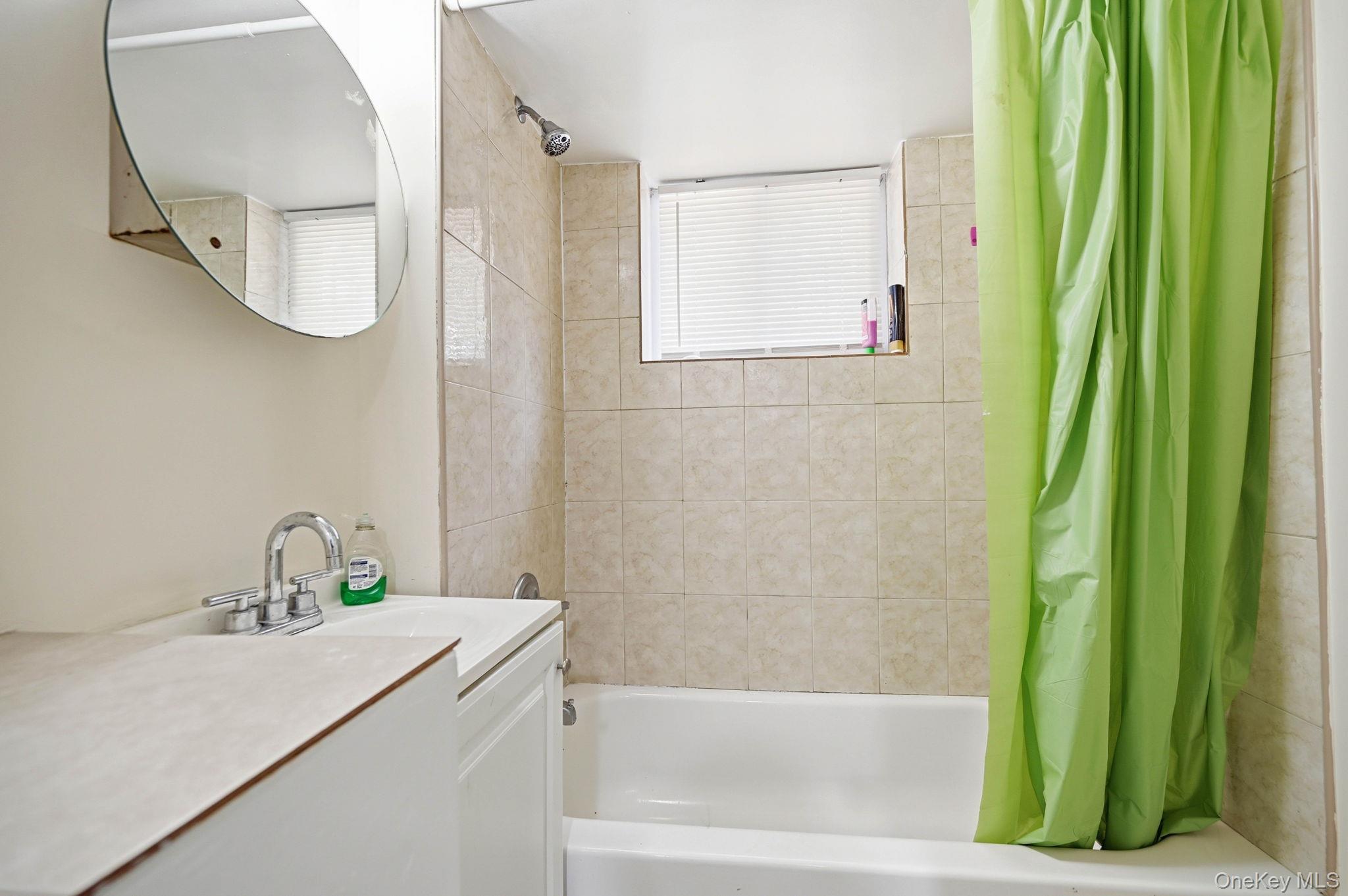 Single Family Pratt Avenue Bronx, NY 10466, MLS-1016705-30