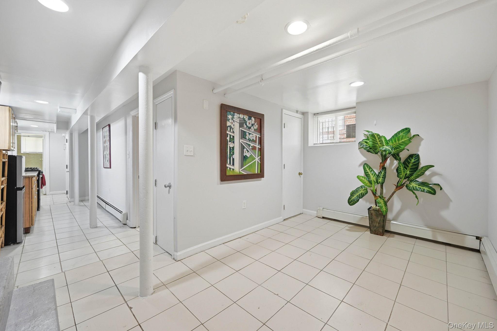 Single Family Pratt Avenue Bronx, NY 10466, MLS-1016705-33