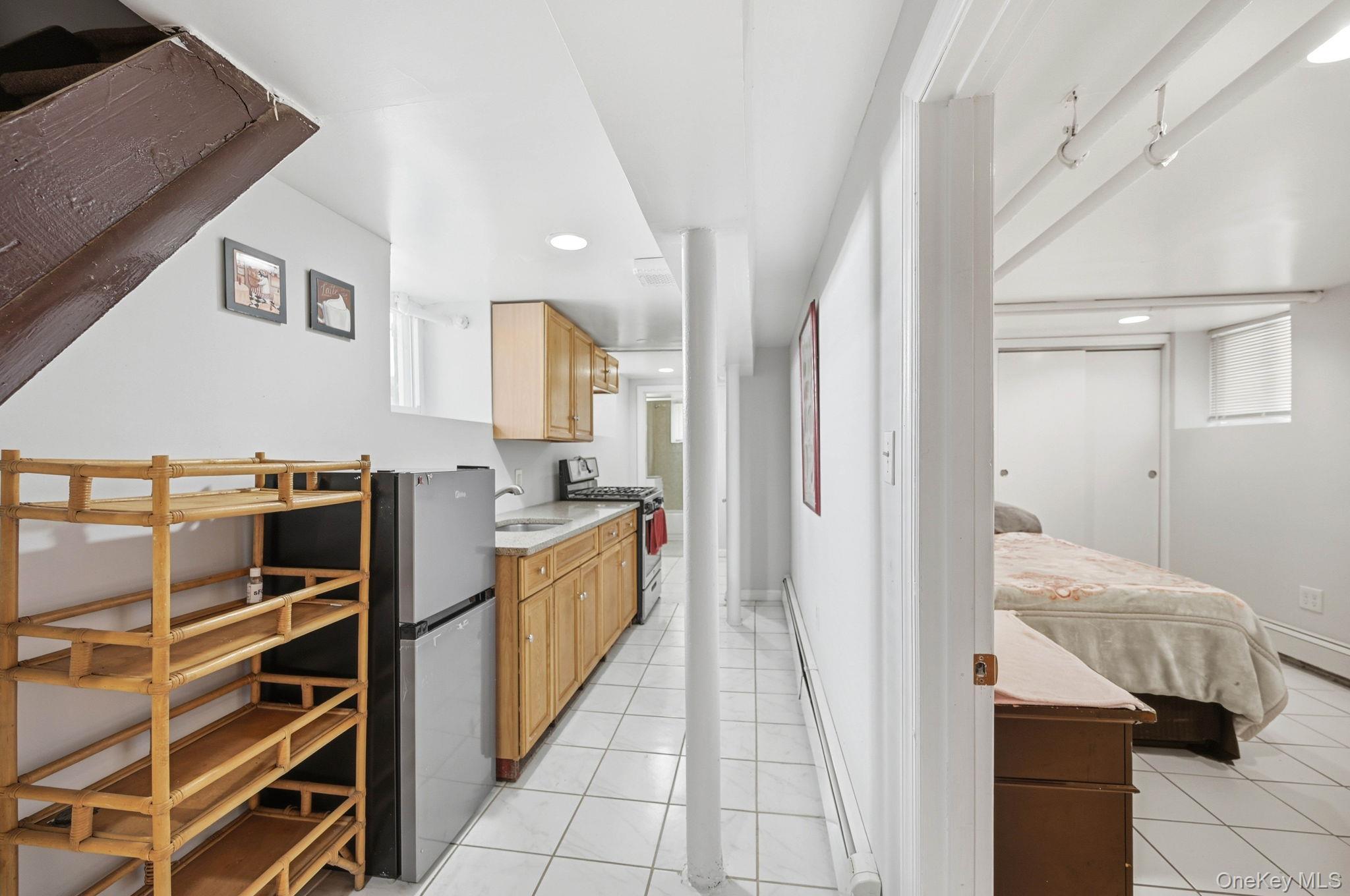 Single Family Pratt Avenue Bronx, NY 10466, MLS-1016705-35