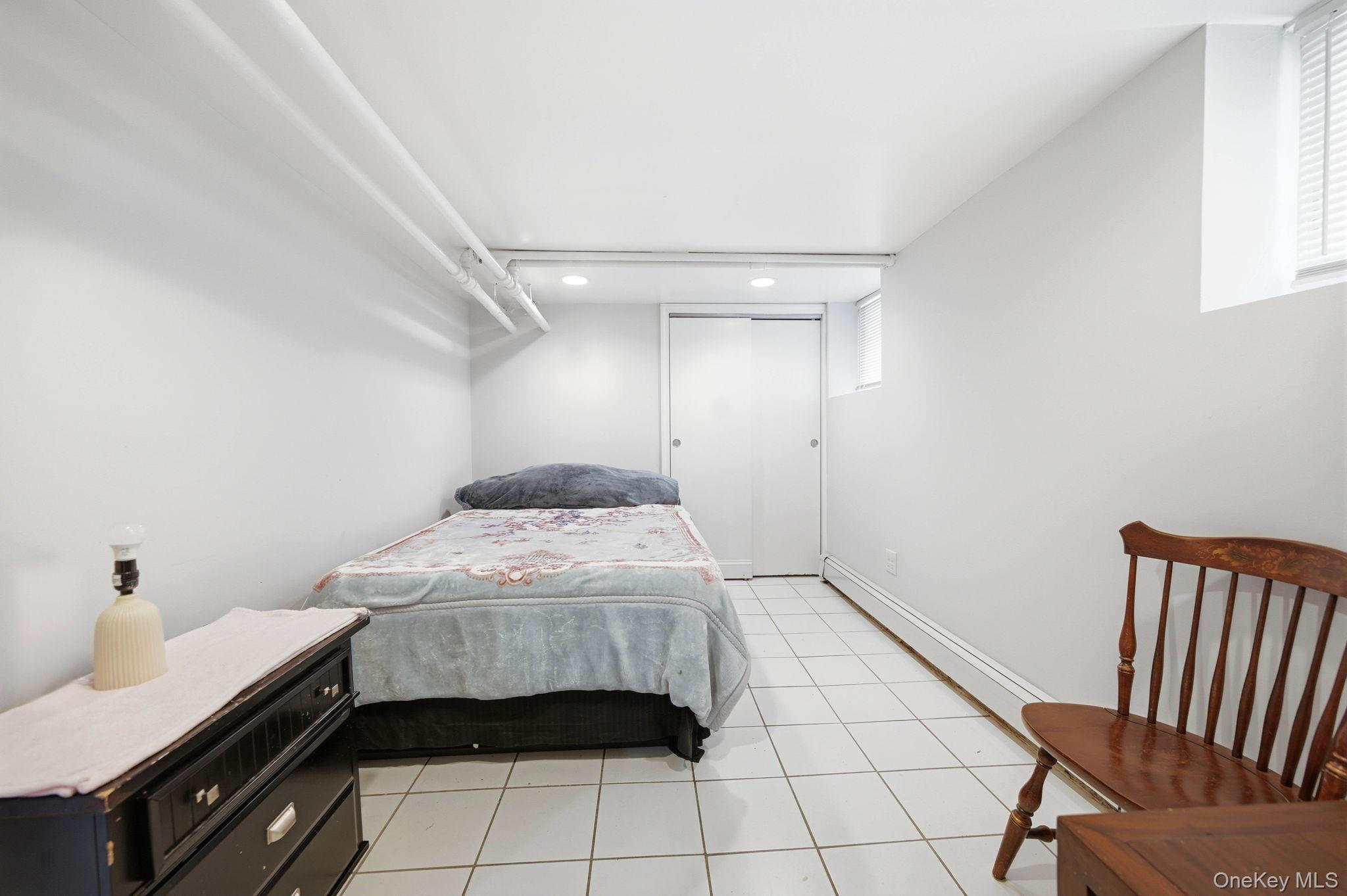 Single Family Pratt Avenue Bronx, NY 10466, MLS-1016705-36