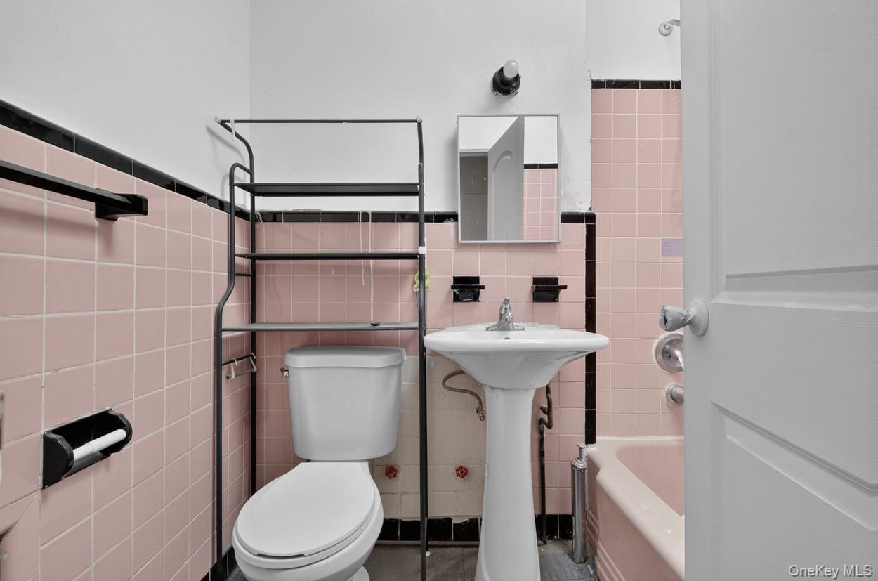 Single Family 118th Street  Queens, NY 11419, MLS-1016717-23
