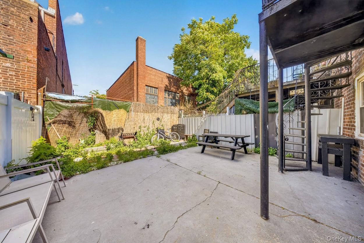 Single Family 118th Street  Queens, NY 11419, MLS-1016717-25