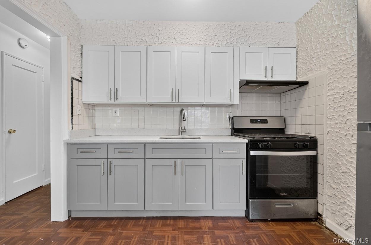 Single Family 118th Street  Queens, NY 11419, MLS-1016717-9