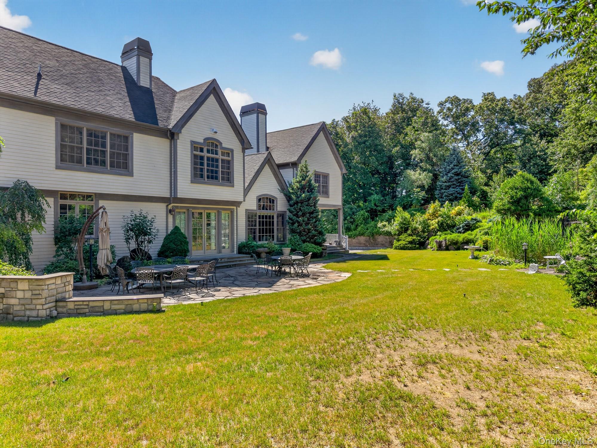 Single Family Westgate Road  Nassau County, NY 11791, MLS-1016748-50