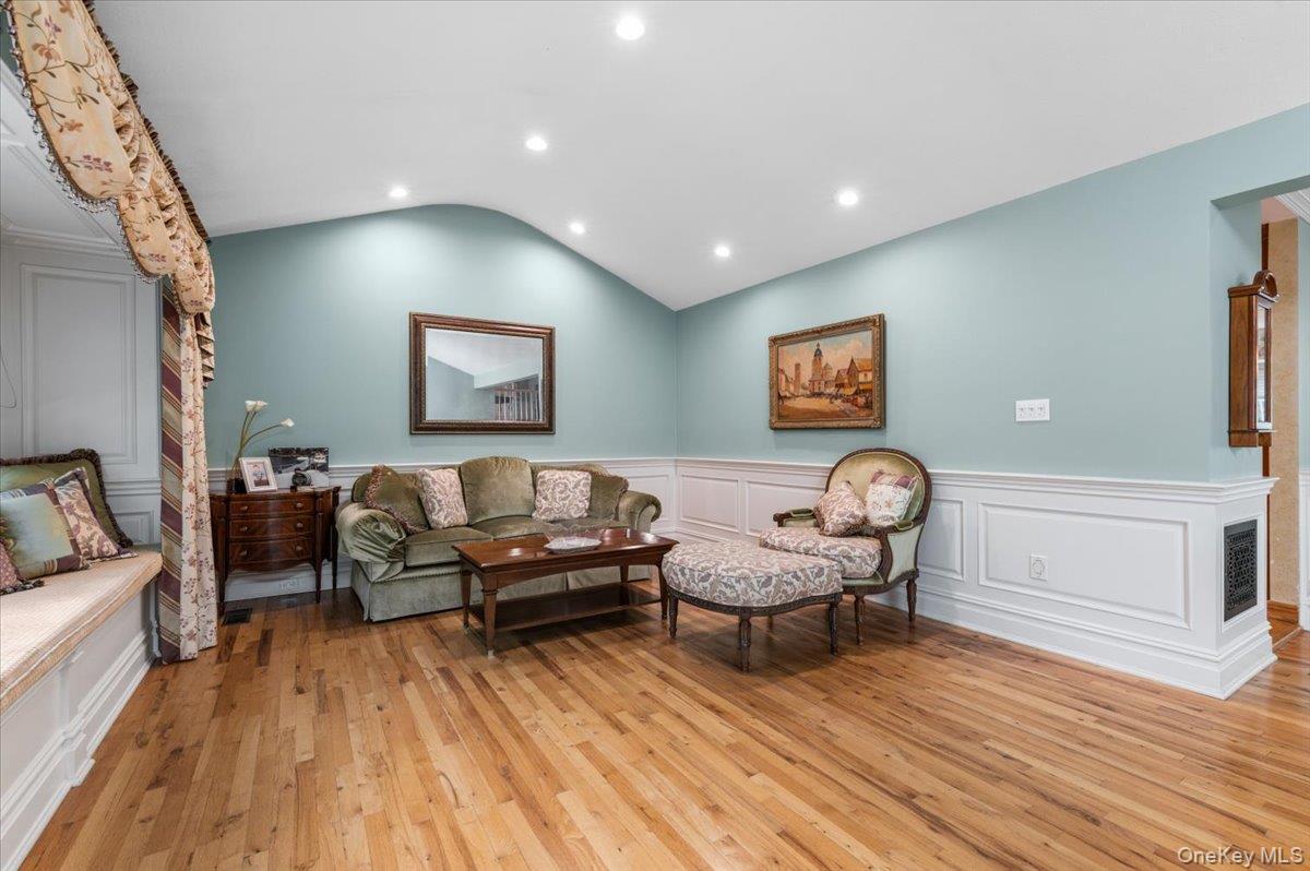 Single Family Cabot Road  Nassau County, NY 11758, MLS-1016749-19