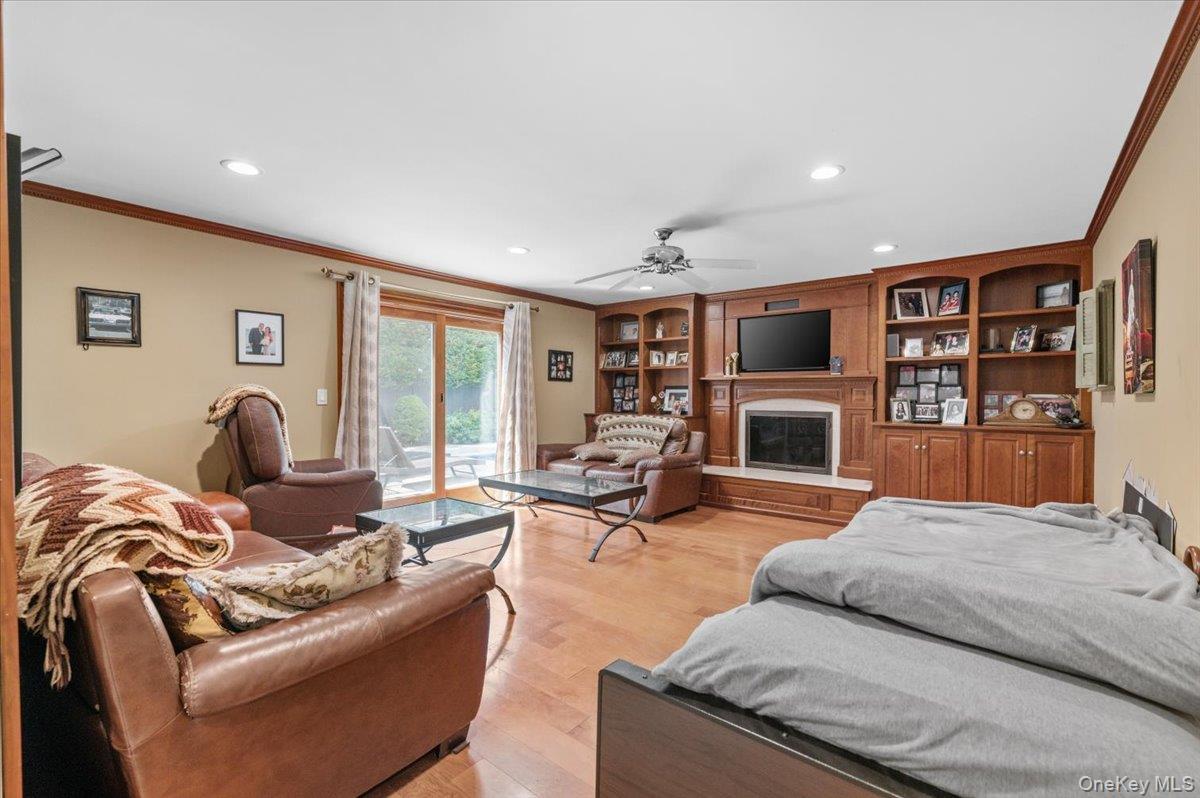 Single Family Cabot Road  Nassau County, NY 11758, MLS-1016749-5