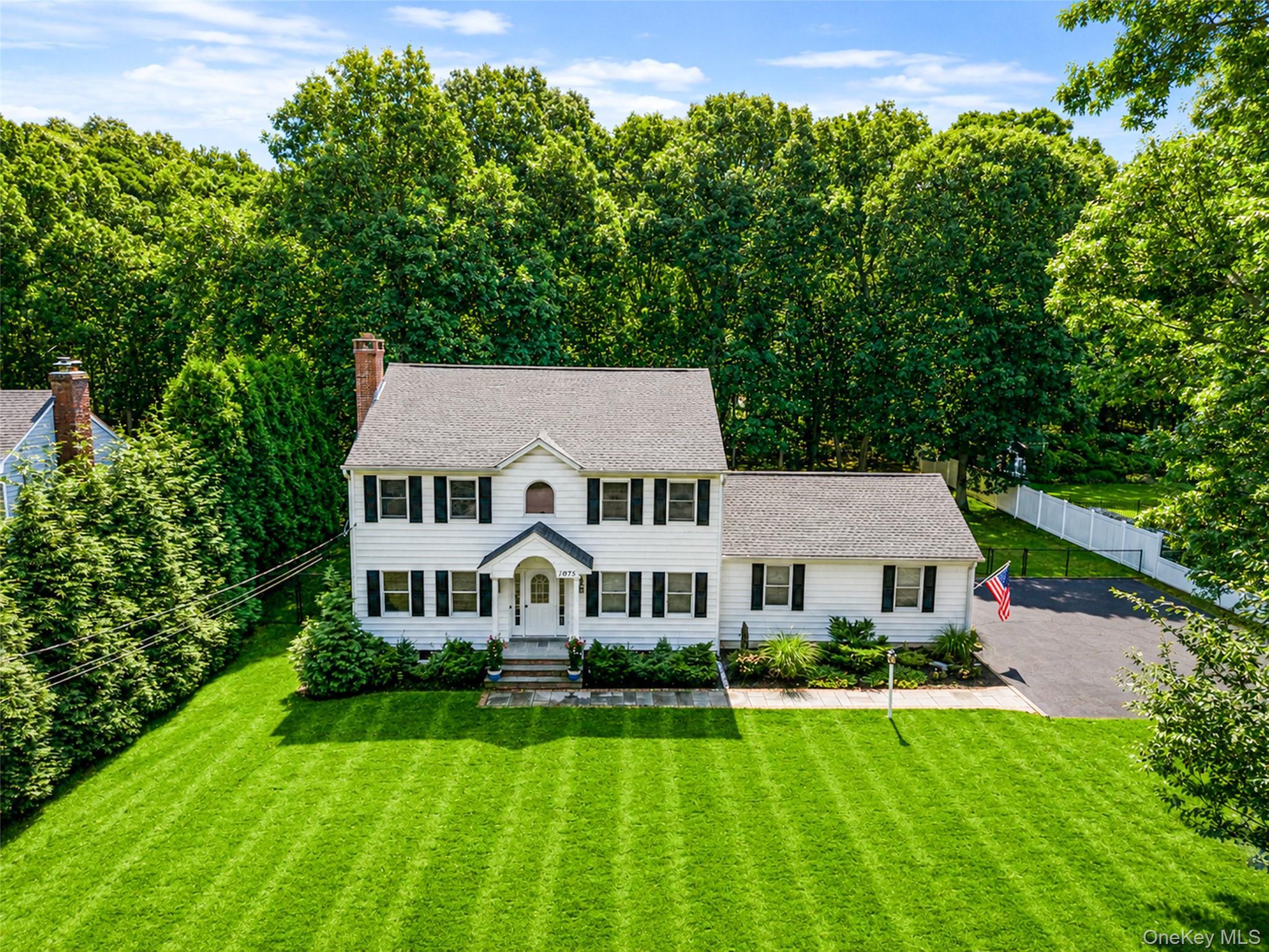 Single Family Ships Drive Suffolk County, NY 11971, MLS-1016785-31