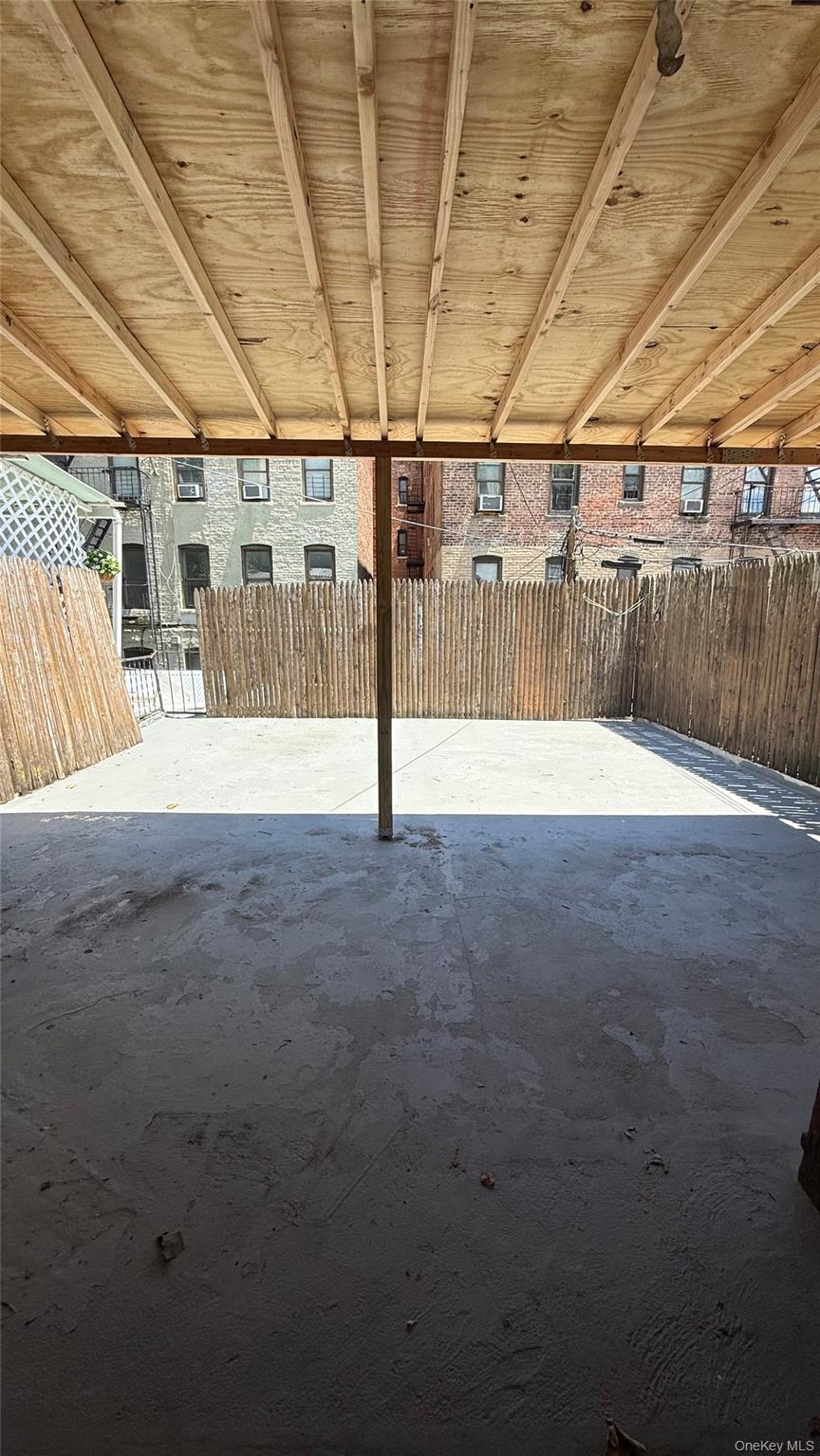 Single Family Manor Avenue Bronx, NY 10472, MLS-1016820-12