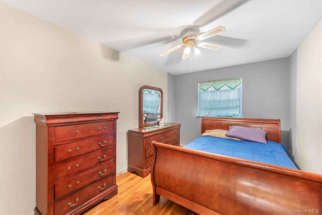 Single Family Baychester Avenue Bronx, NY 10466, MLS-1016827-17