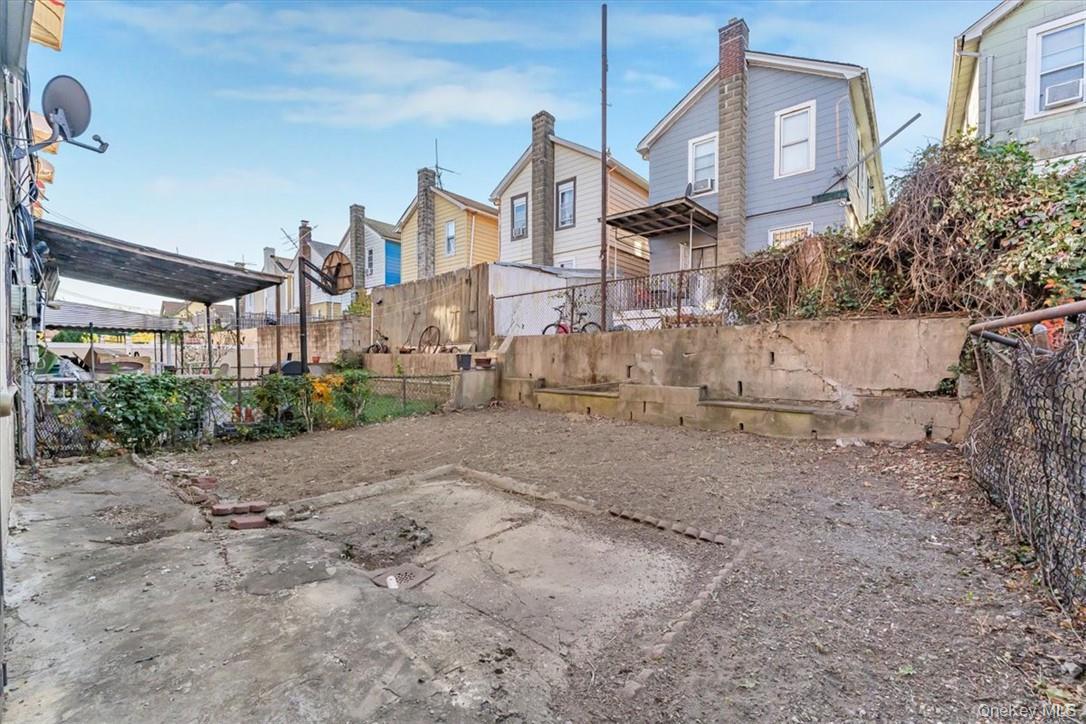 Single Family Baychester Avenue  Bronx, NY 10466, MLS-1016827-20