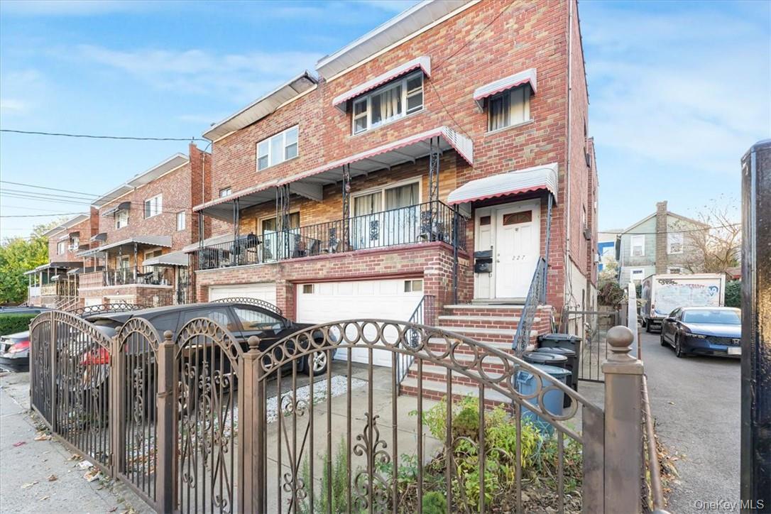 Single Family Baychester Avenue Bronx, NY 10466, MLS-1016827-3