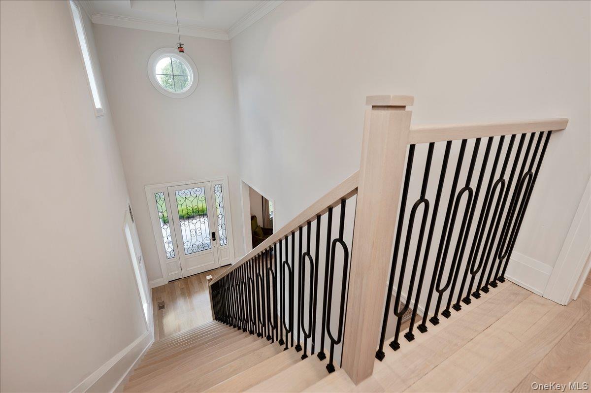 Single Family Greenway Terrace  Nassau County, NY 11024, MLS-1016830-16