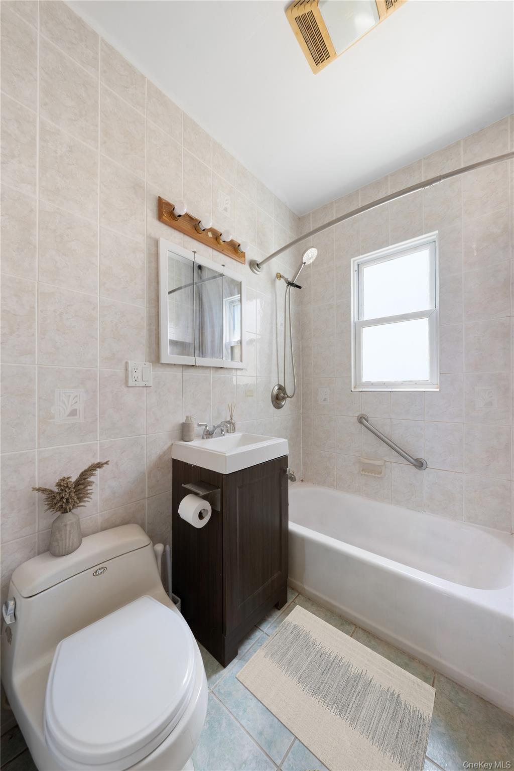 Single Family 47th Street Queens, NY 11377, MLS-1016835-18