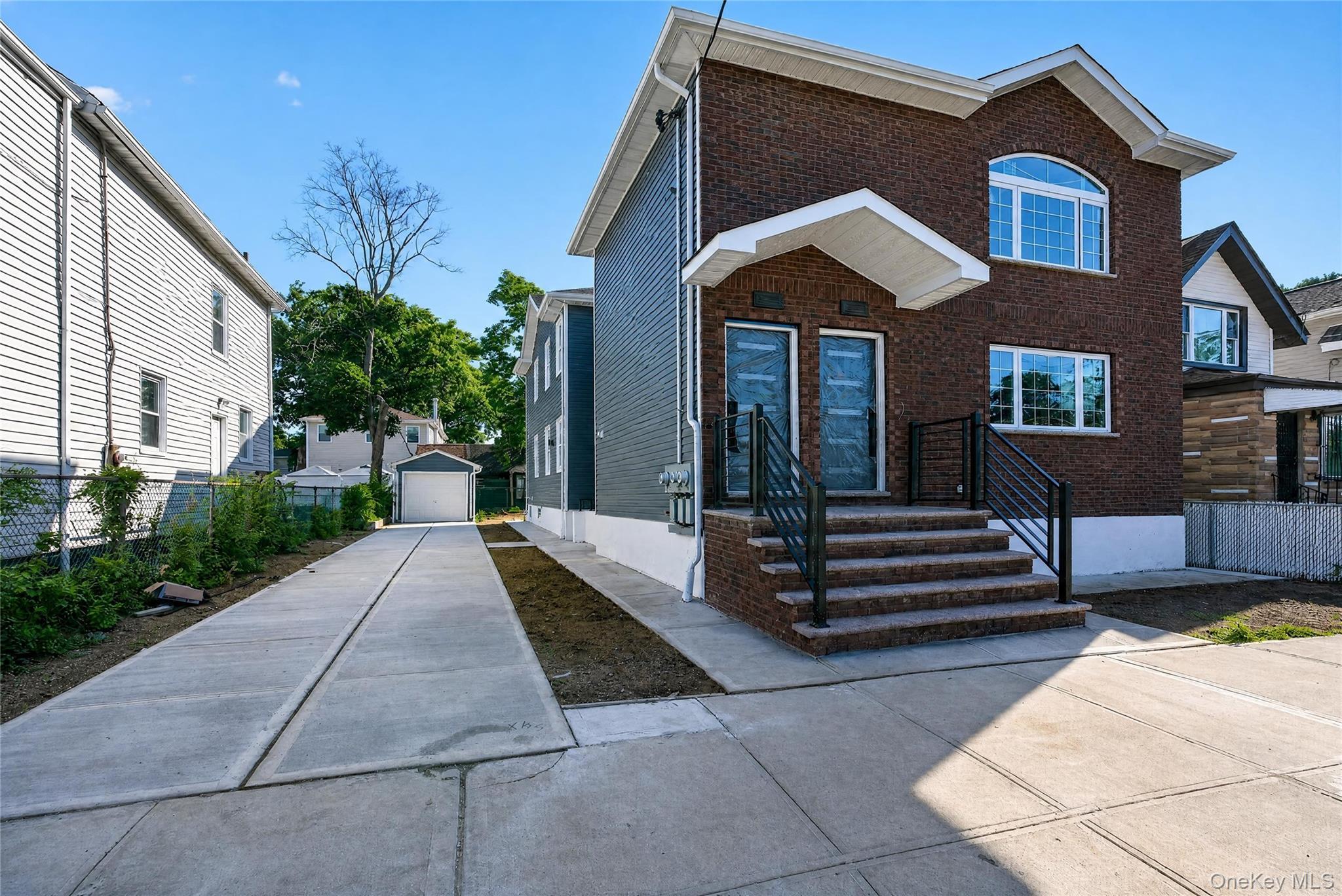 Single Family 135th Avenue Queens, NY 11413, MLS-1016836-2