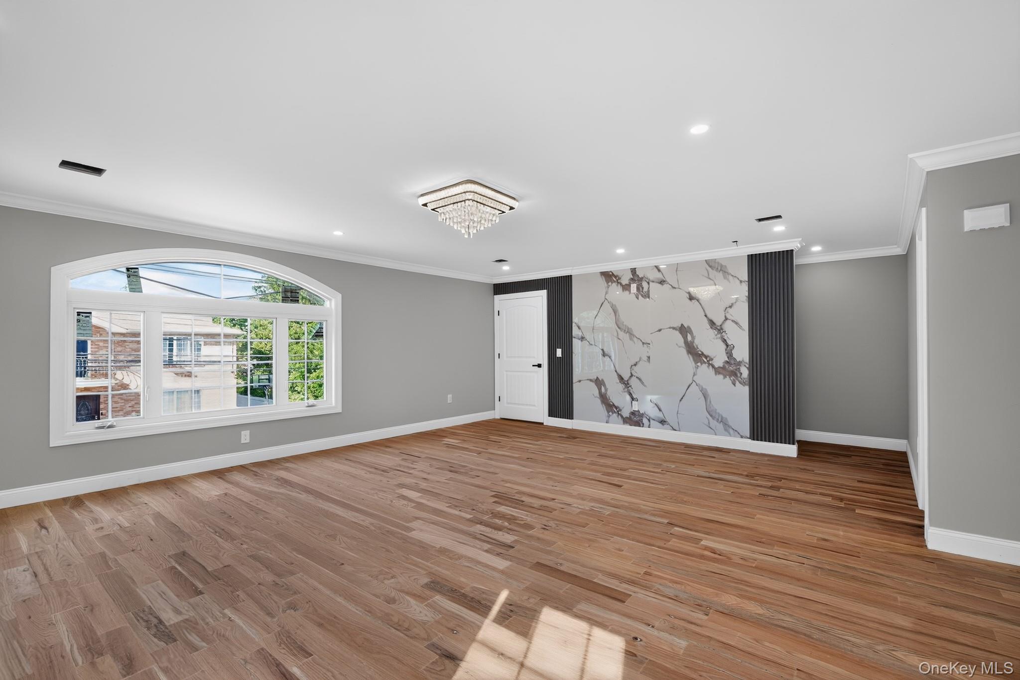 Single Family 135th Avenue Queens, NY 11413, MLS-1016836-24