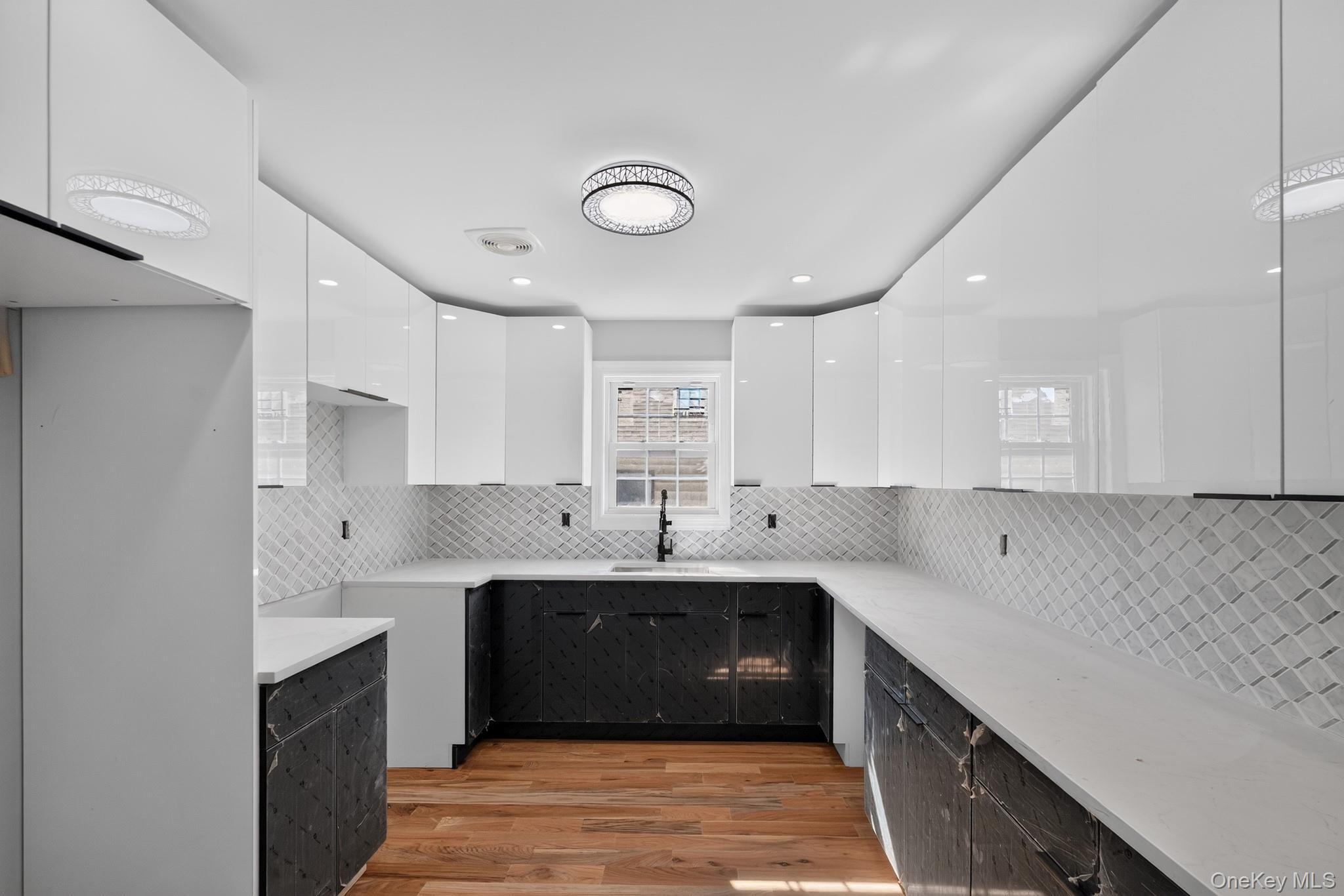Single Family 135th Avenue Queens, NY 11413, MLS-1016836-26