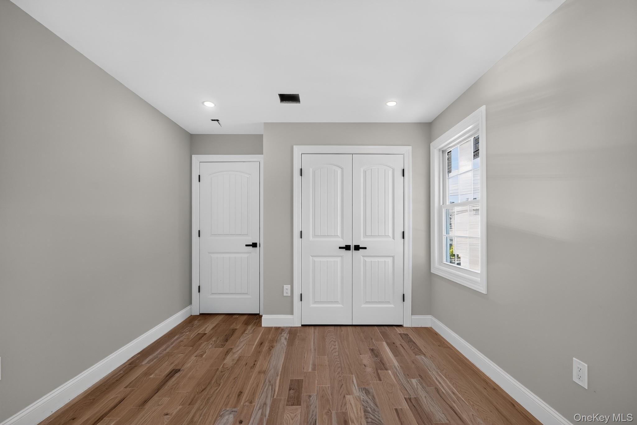 Single Family 135th Avenue Queens, NY 11413, MLS-1016836-28