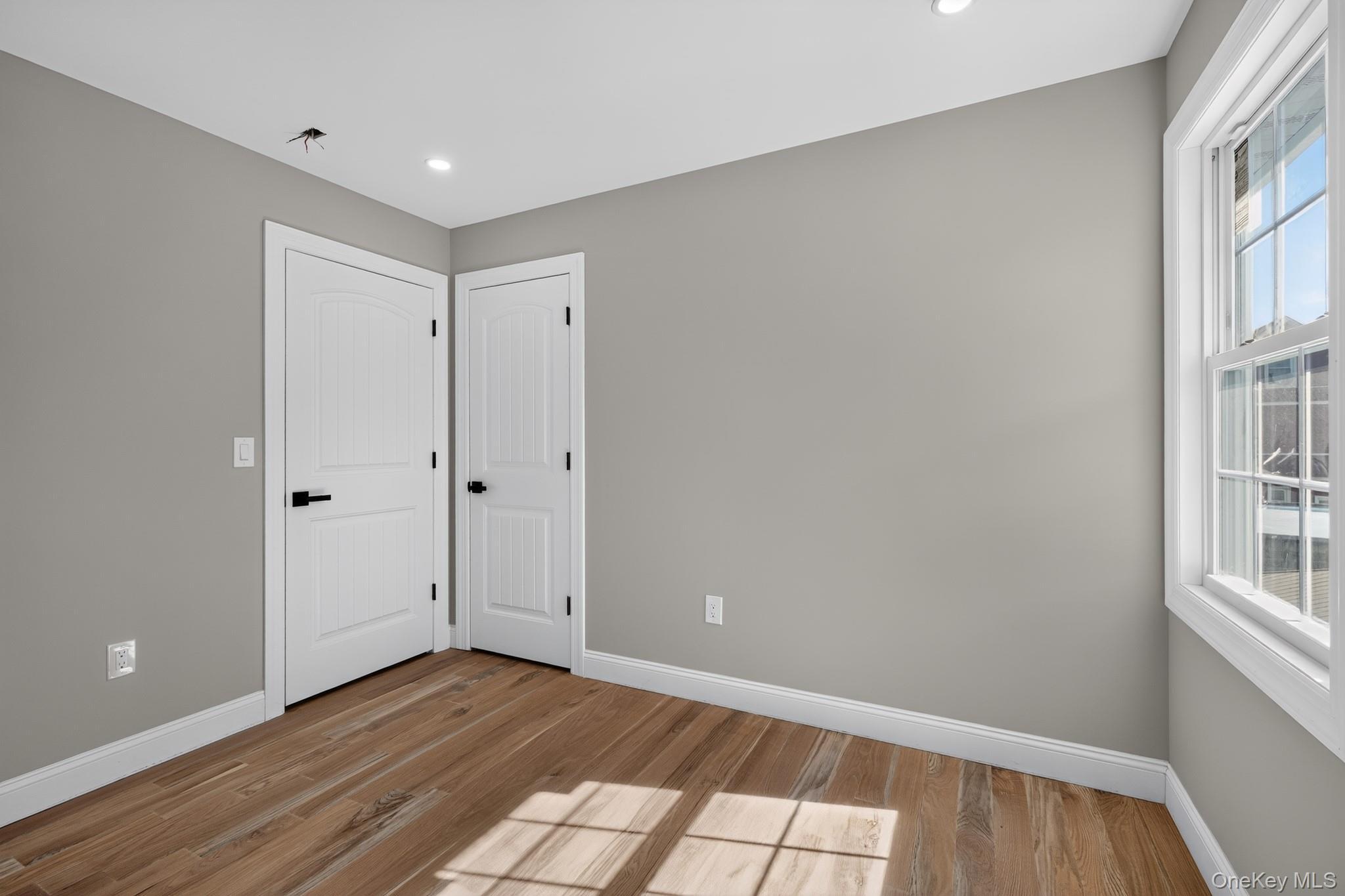 Single Family 135th Avenue Queens, NY 11413, MLS-1016836-32