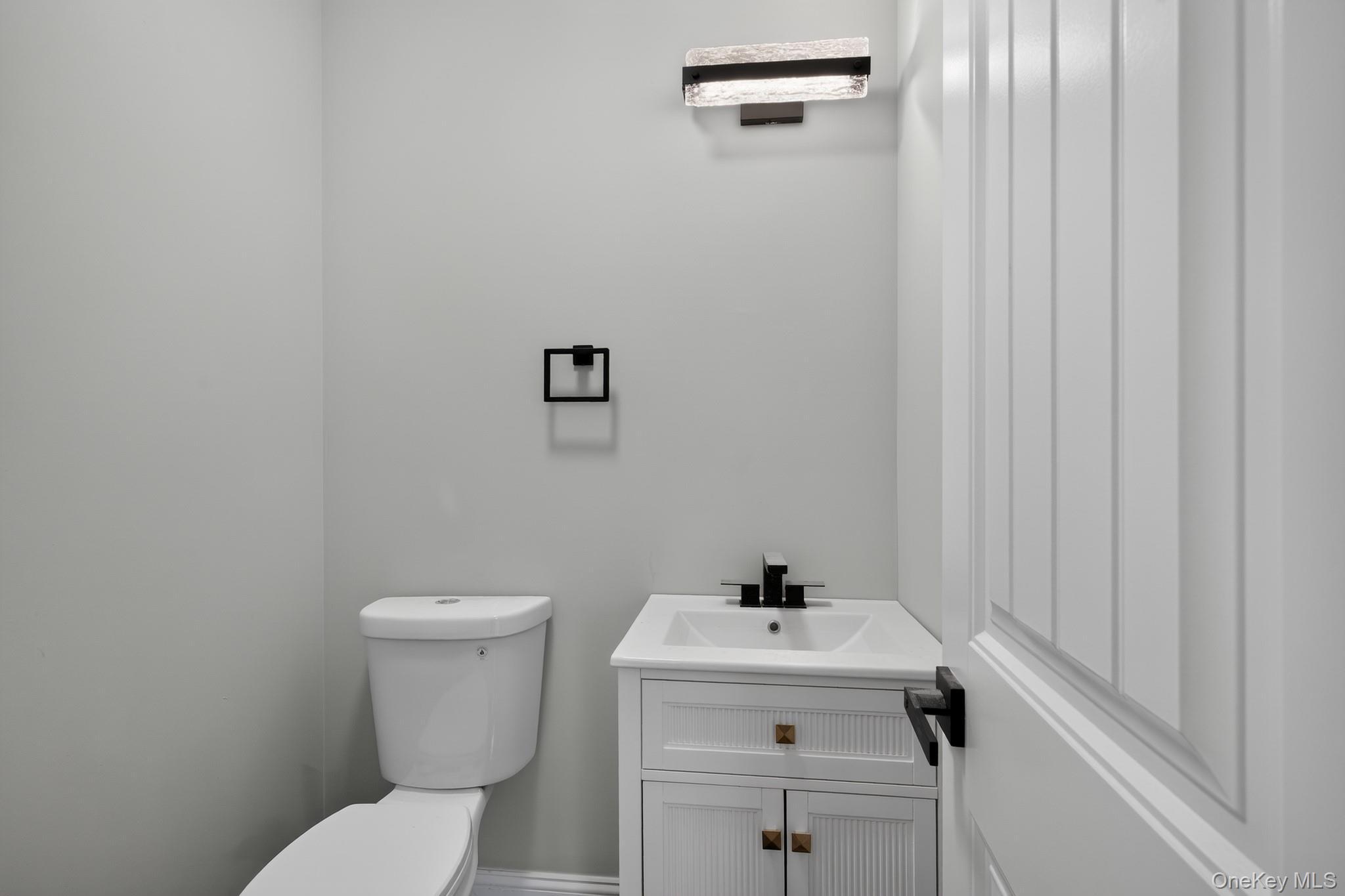 Single Family 135th Avenue Queens, NY 11413, MLS-1016836-33