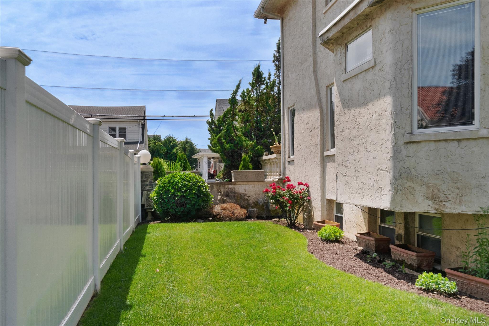 Single Family Beach 143rd Street  Queens, NY 11694, MLS-1016844-36