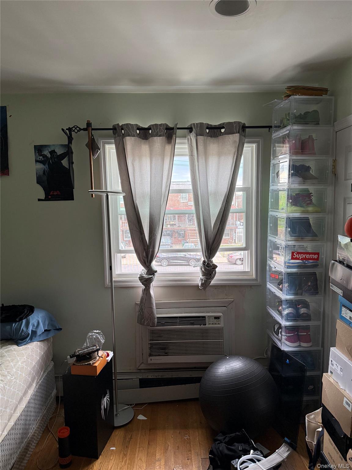 Single Family Canarsie Brooklyn, NY 11236, MLS-1016845-16